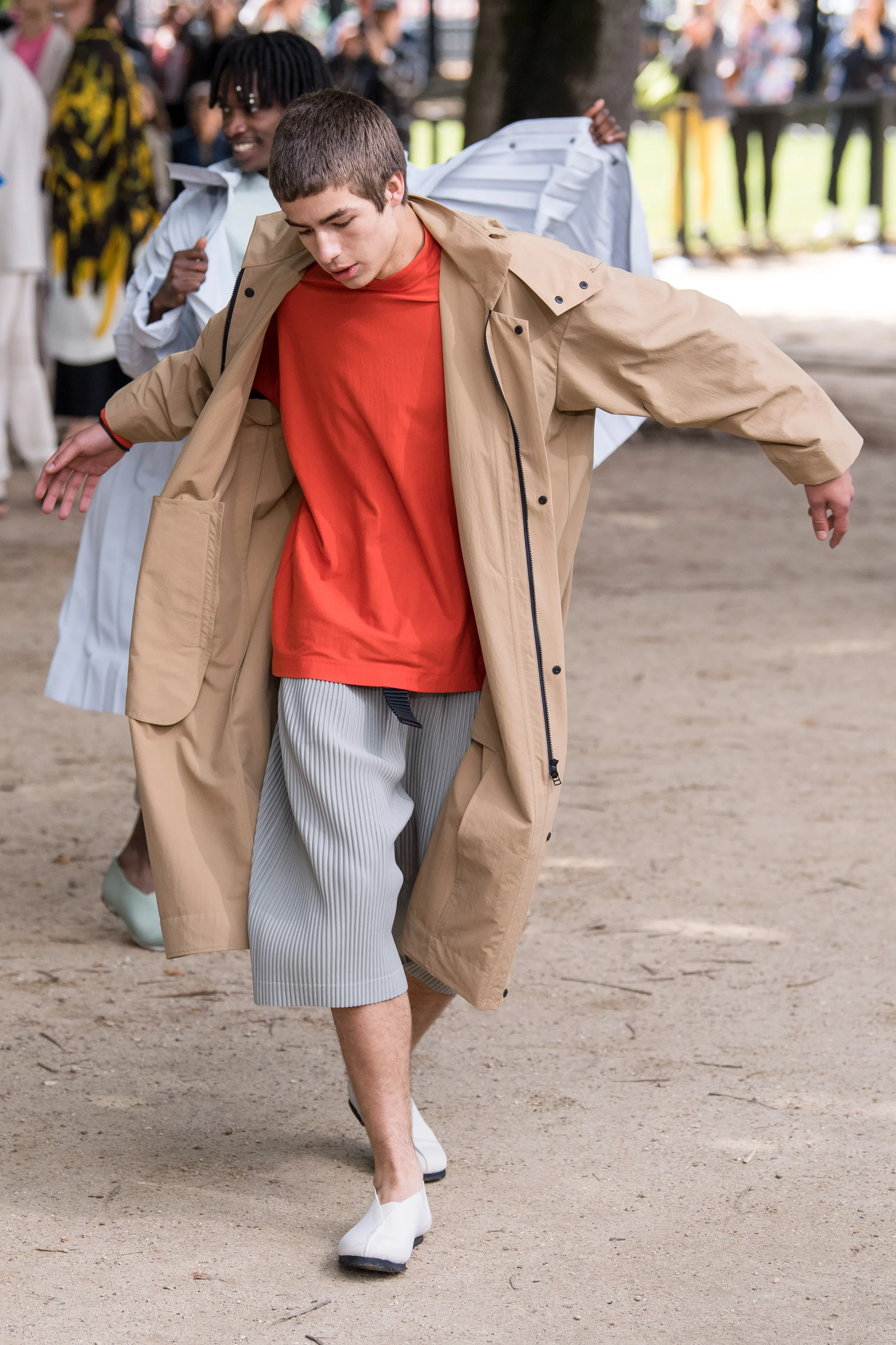 Look 03