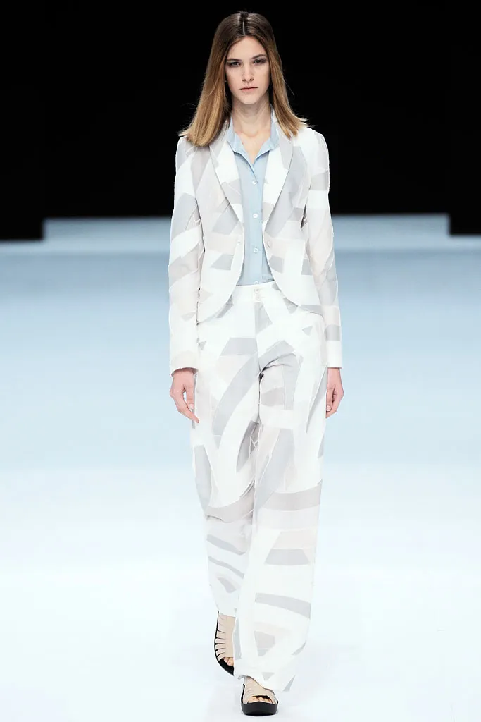 Look 02