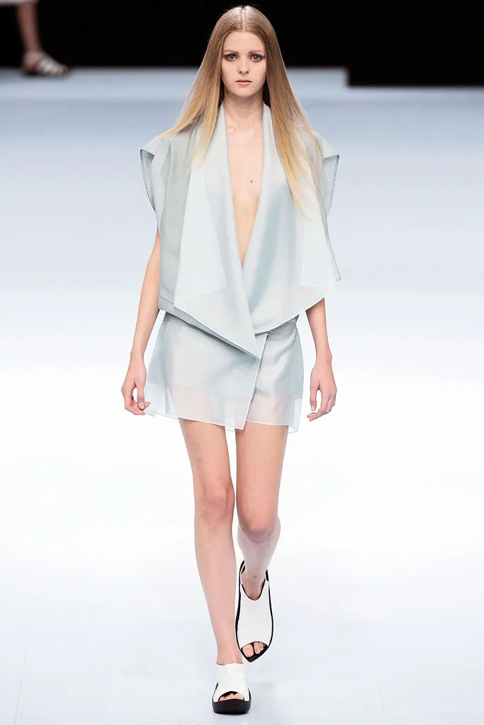 Look 04
