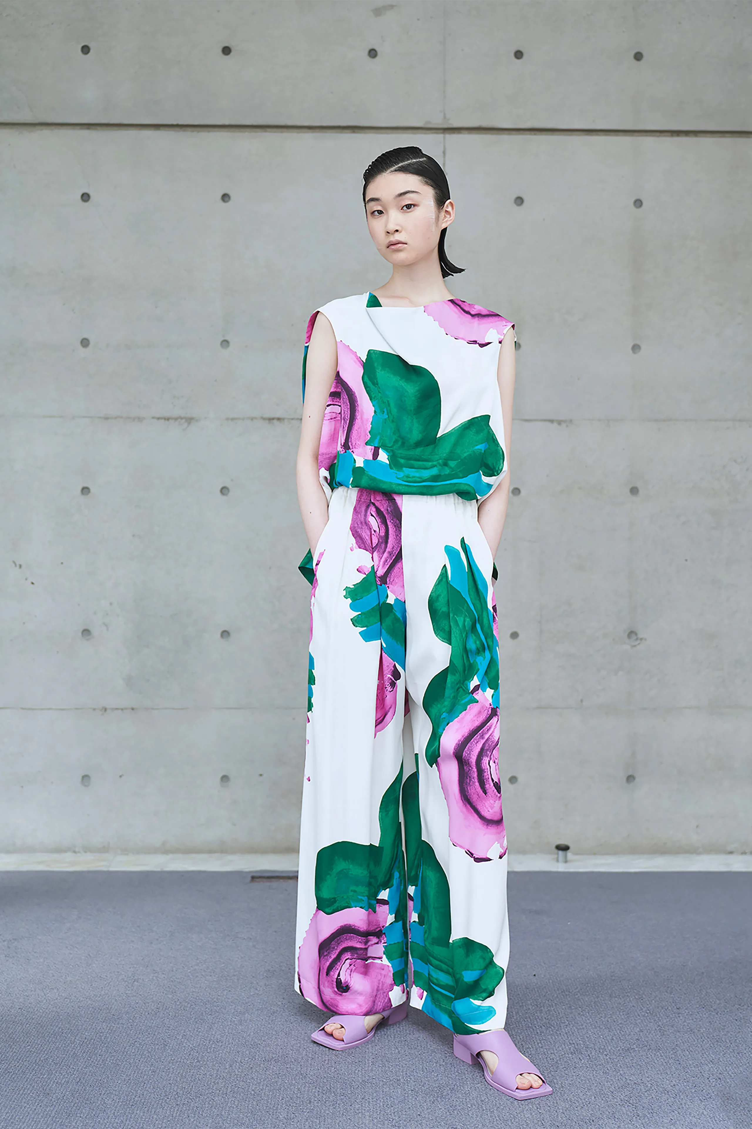 Look 25