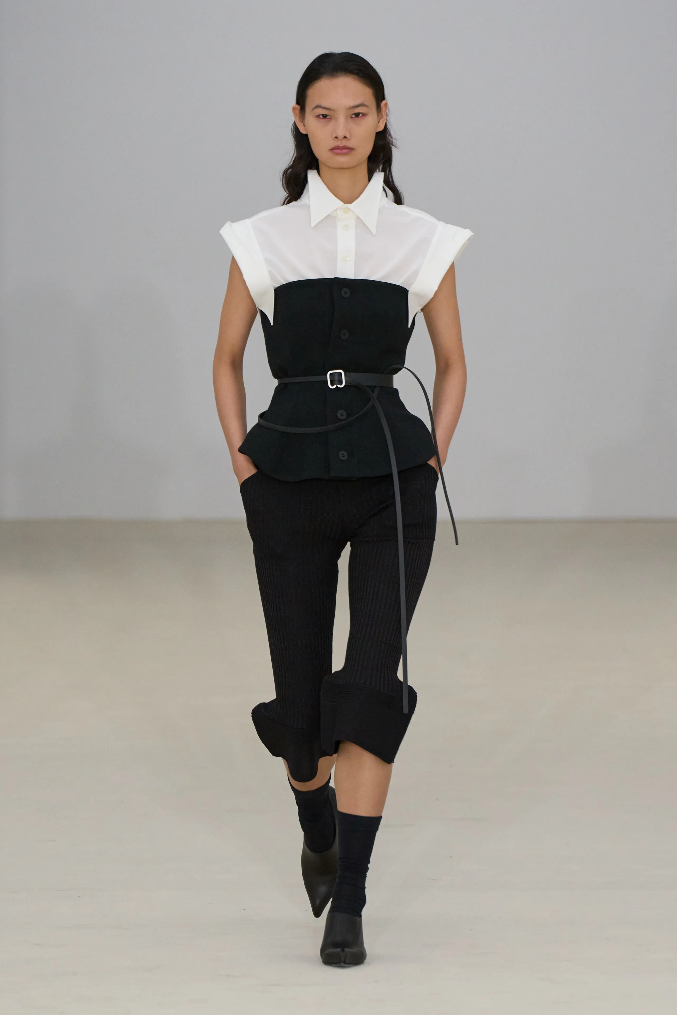 Look 12