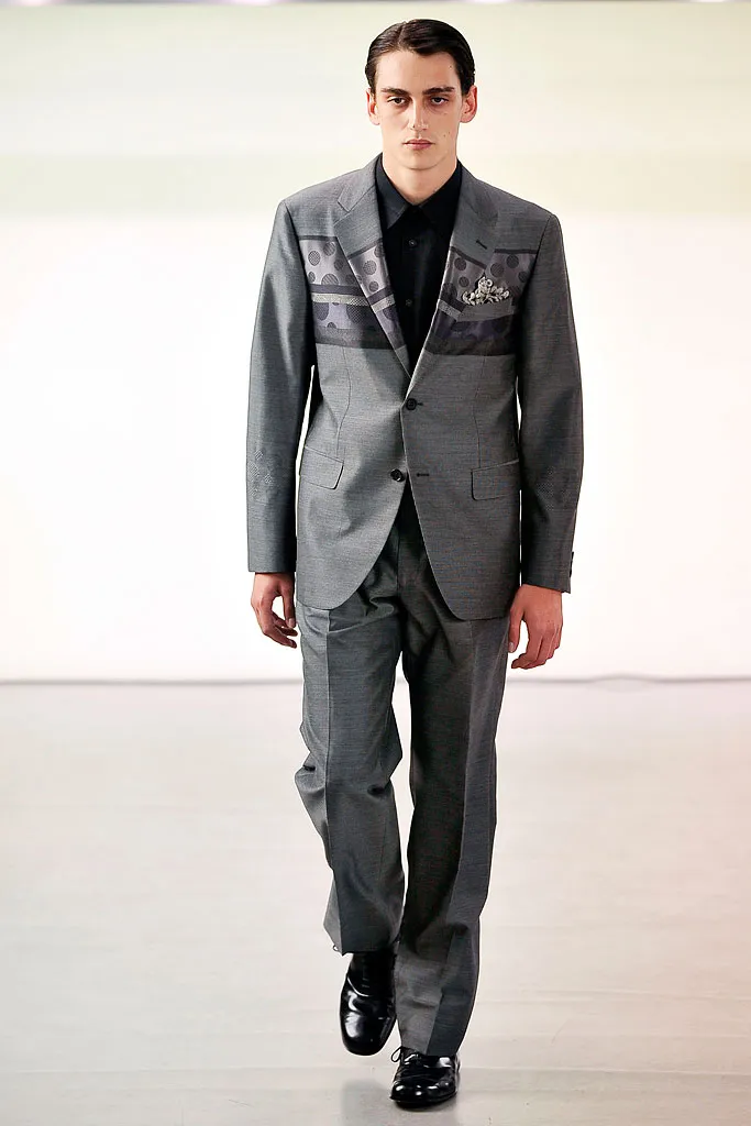 Look 02