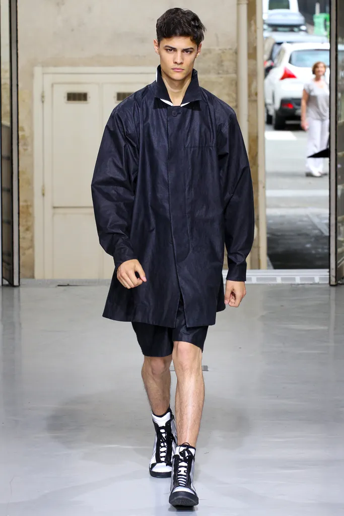 Look 03