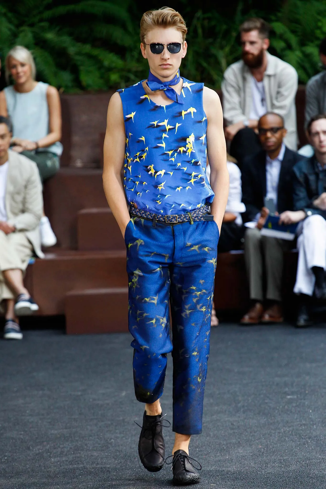 Look 04