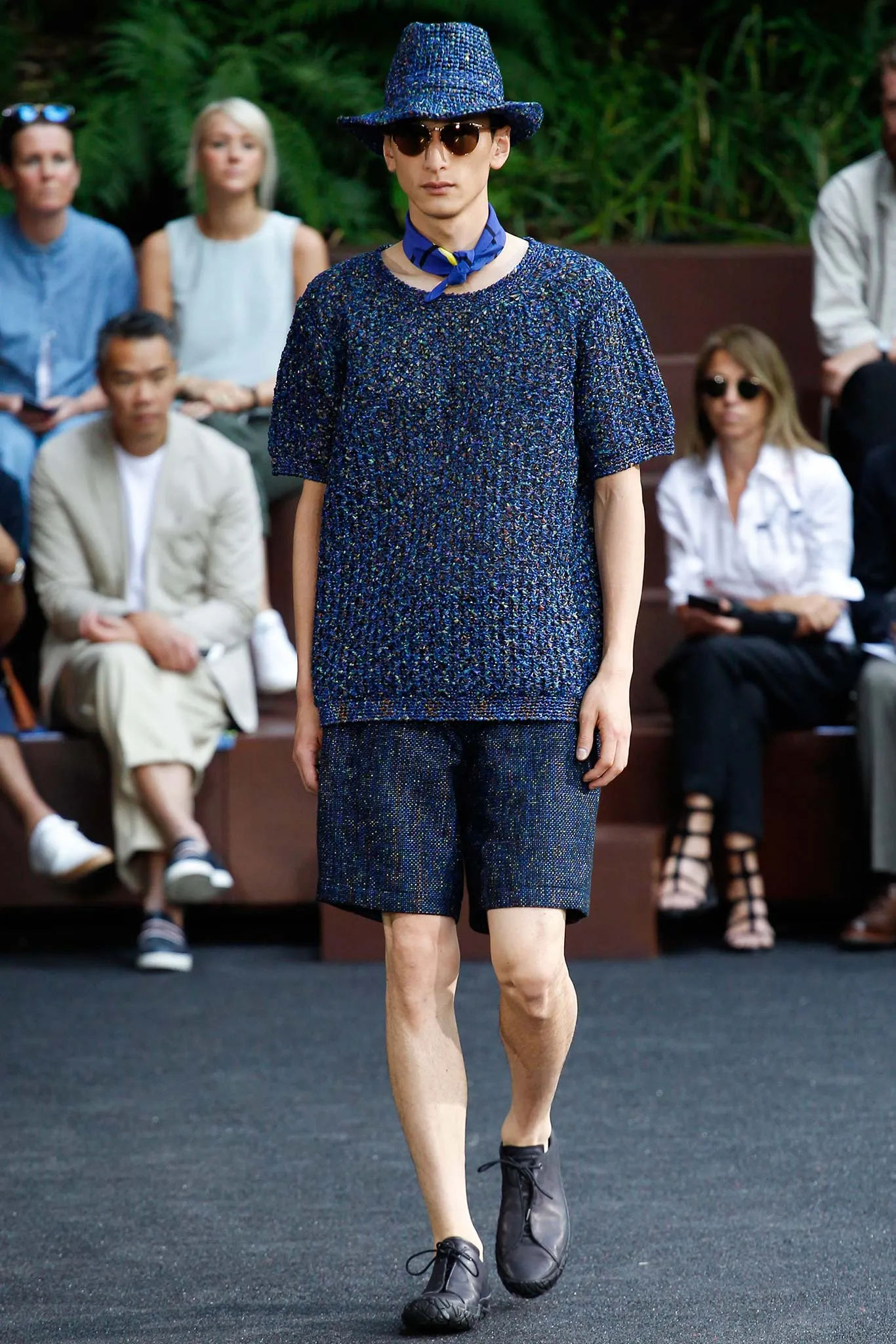 Look 06