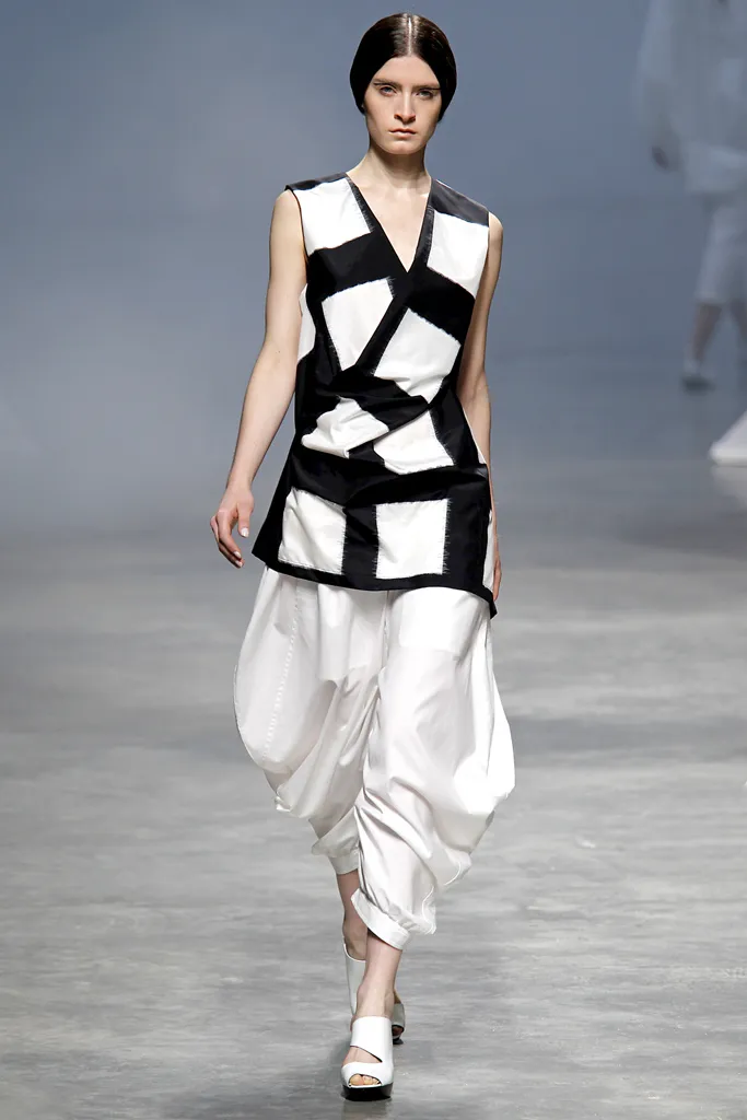 Look 06