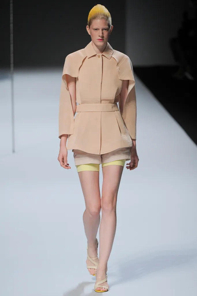Look 04