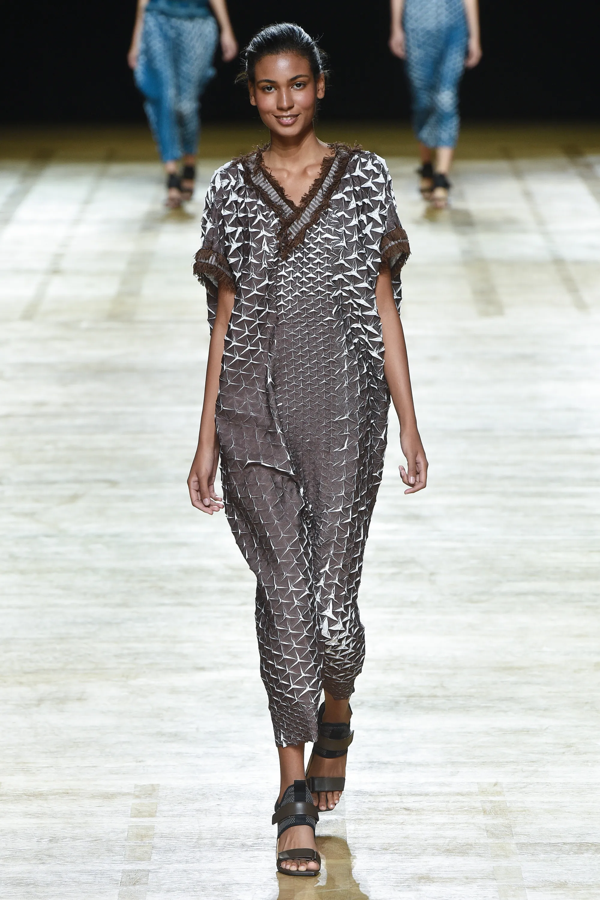 Look 05