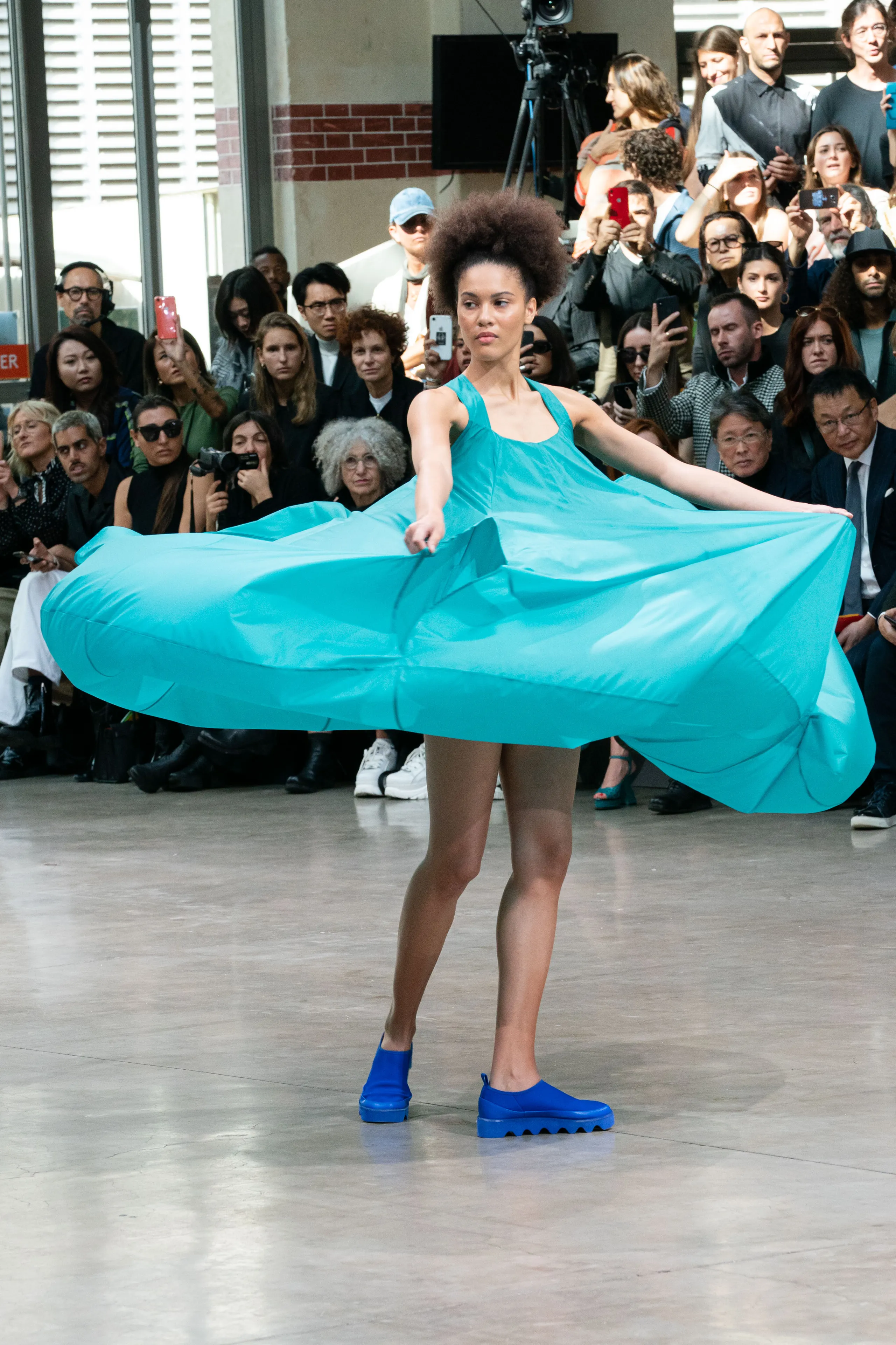 Look 10