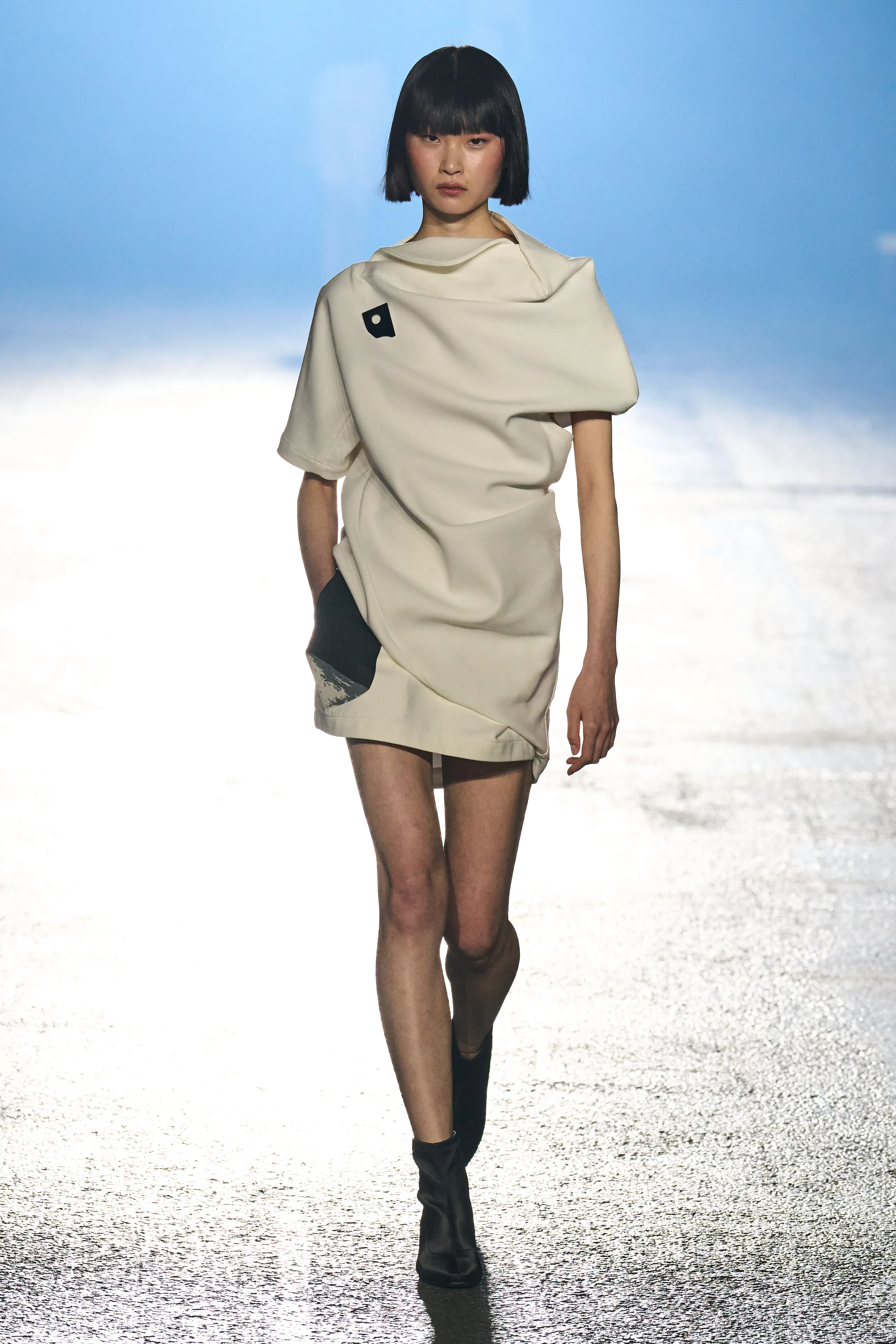 Look 03
