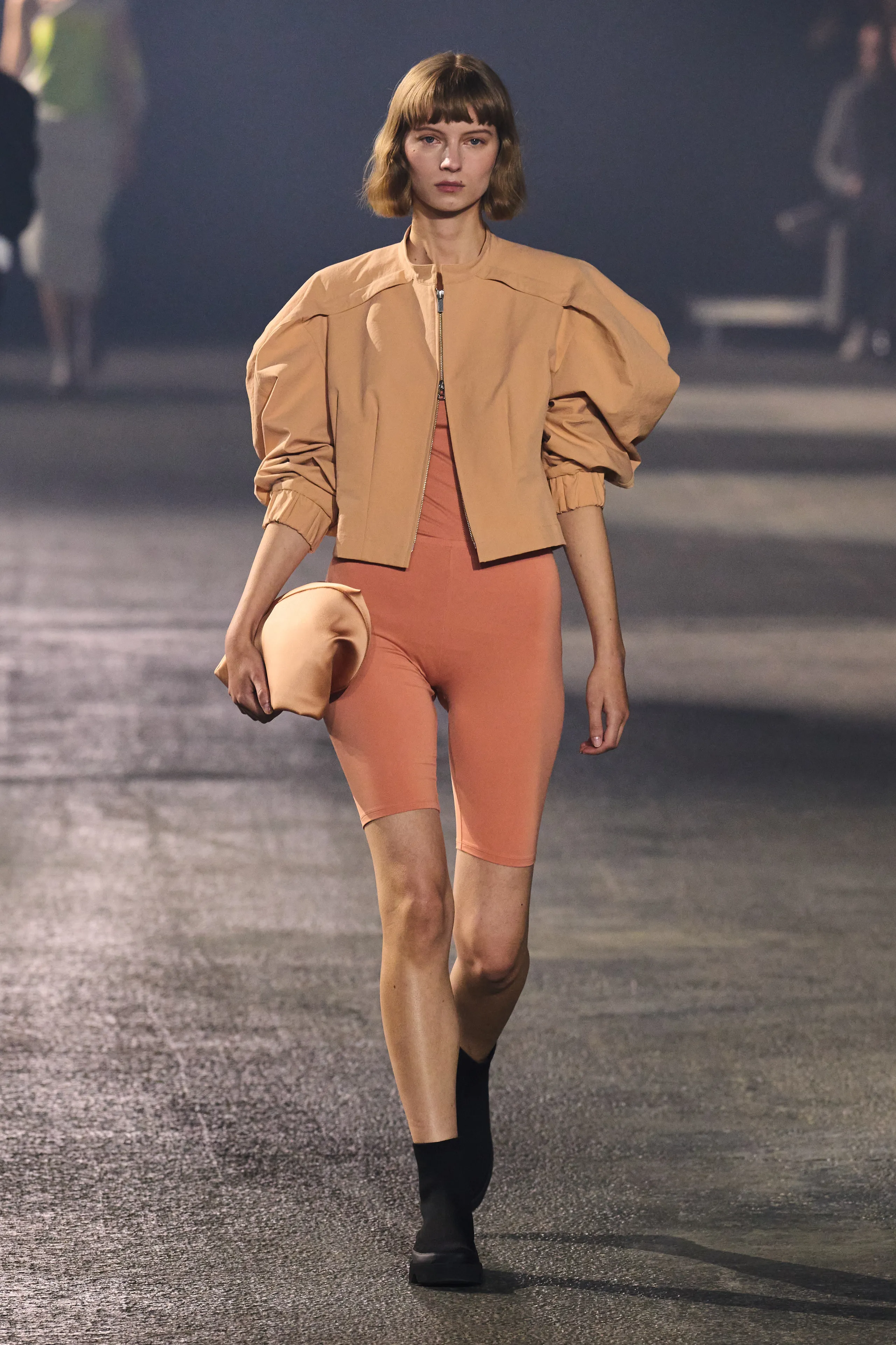 Look 09