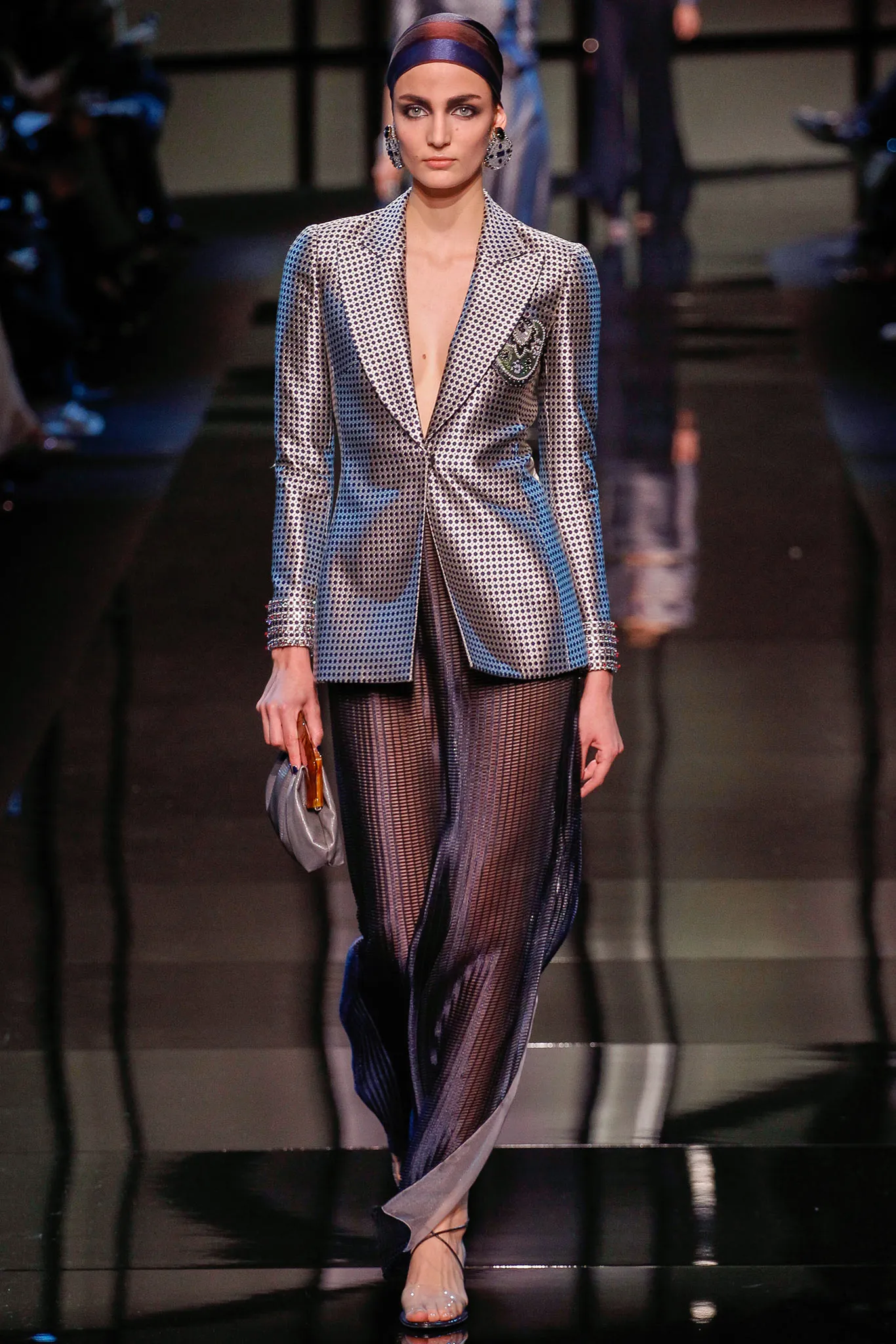 Look 06