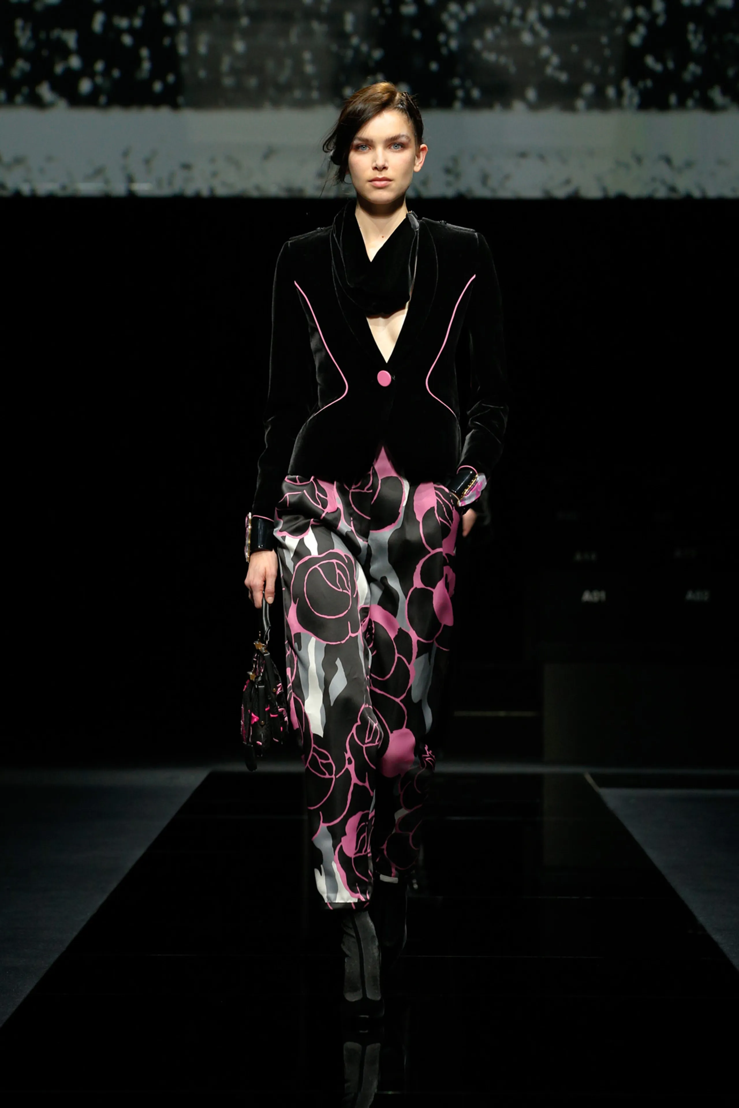 Look 06