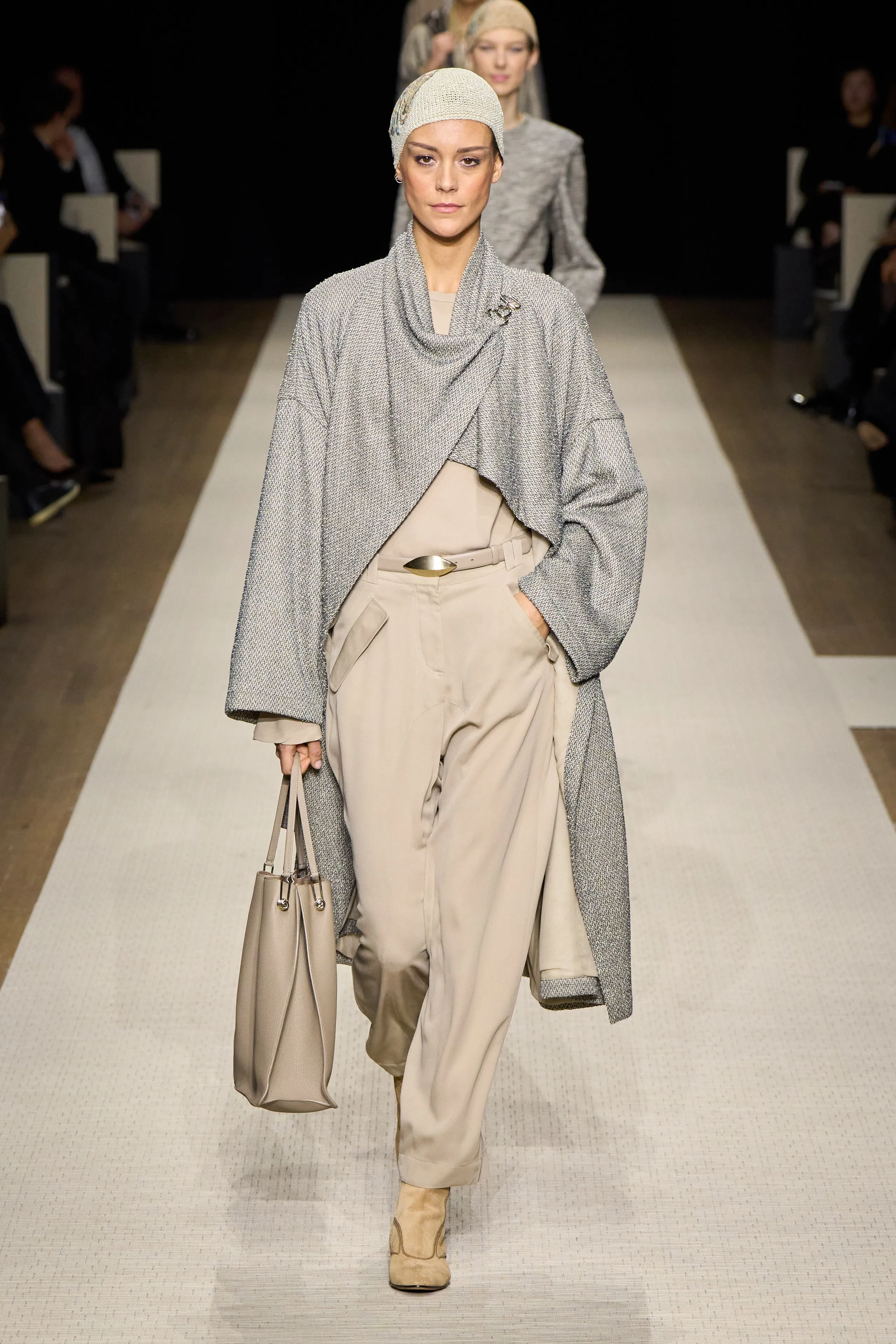 Look 02