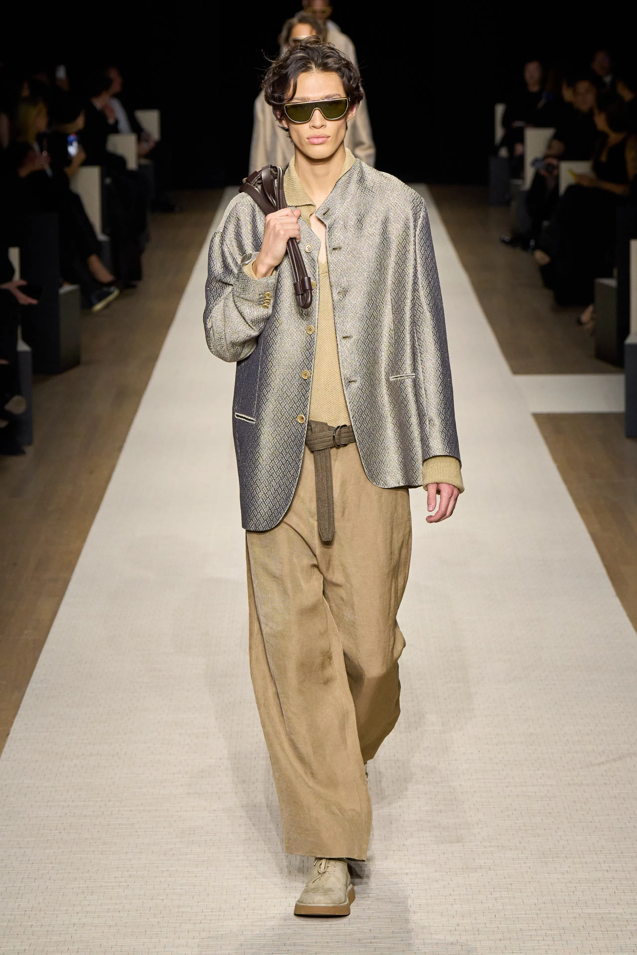 Look 04