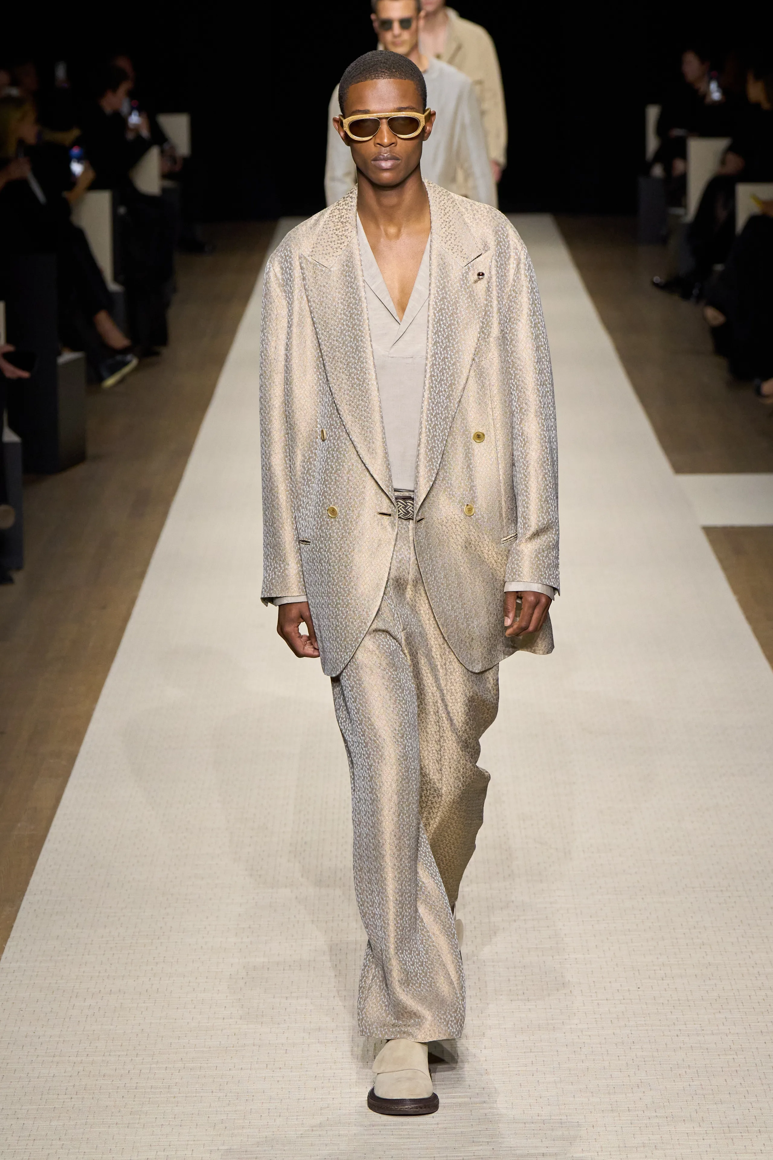 Look 06