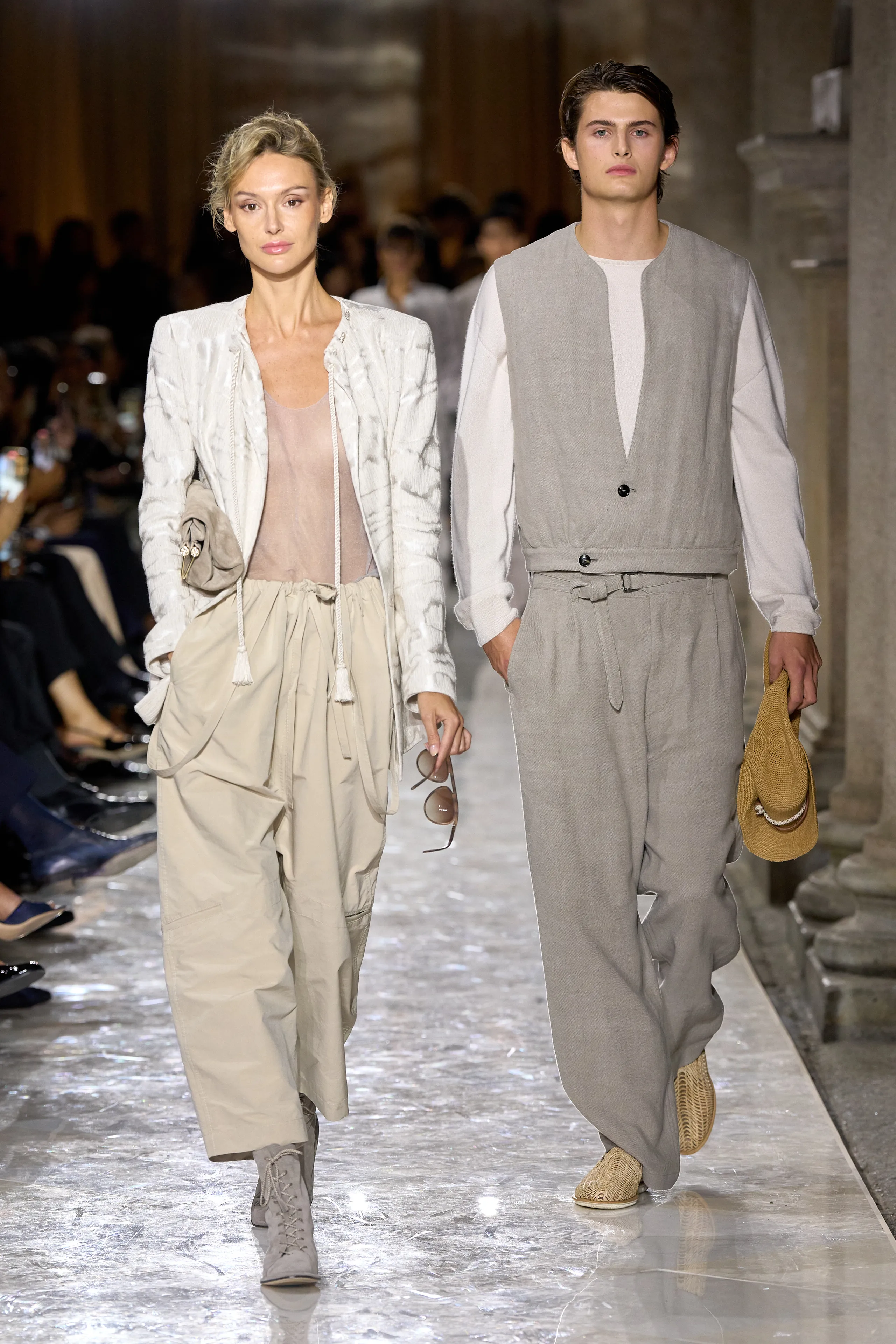 Look 03