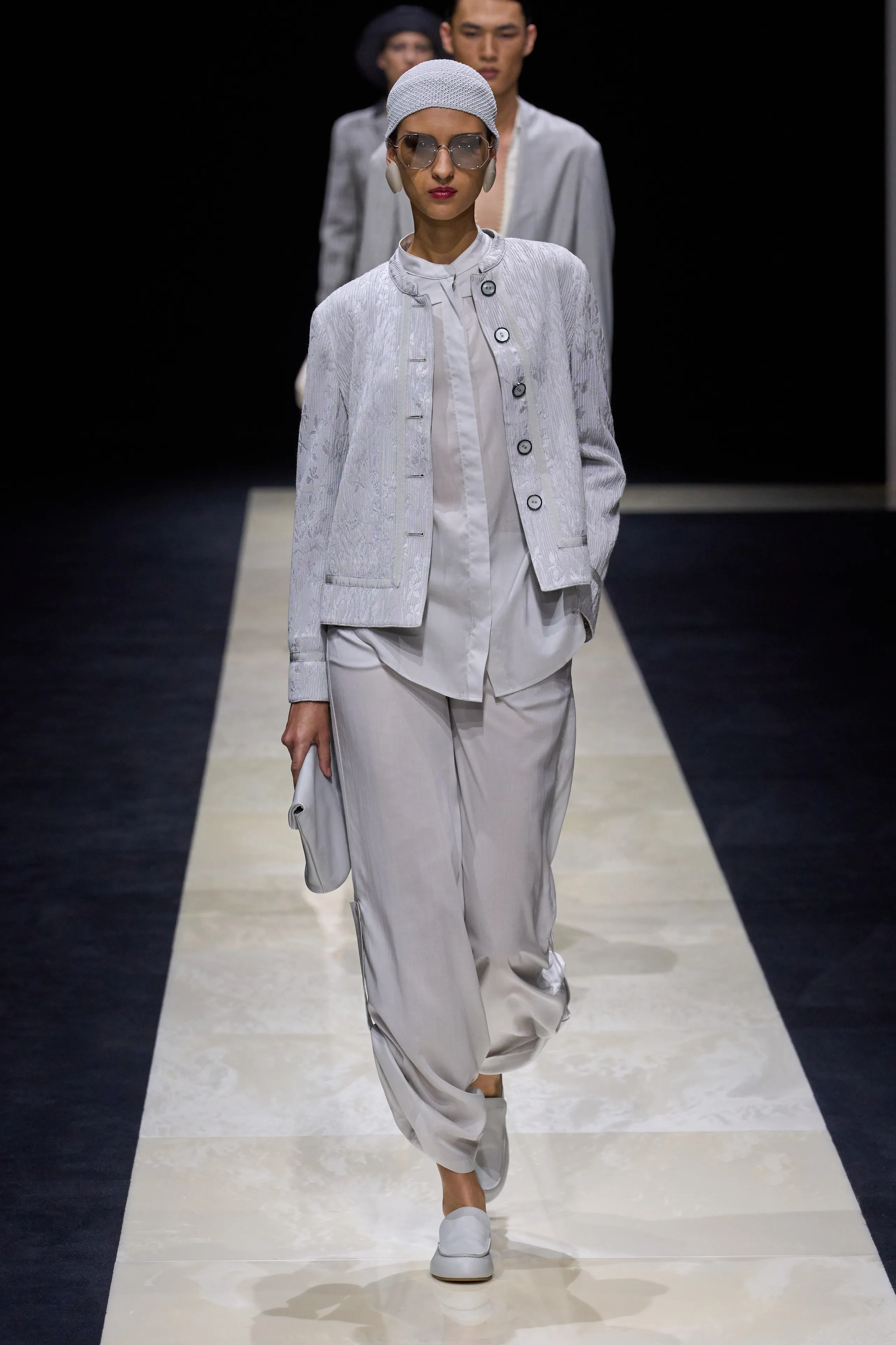 Look 02