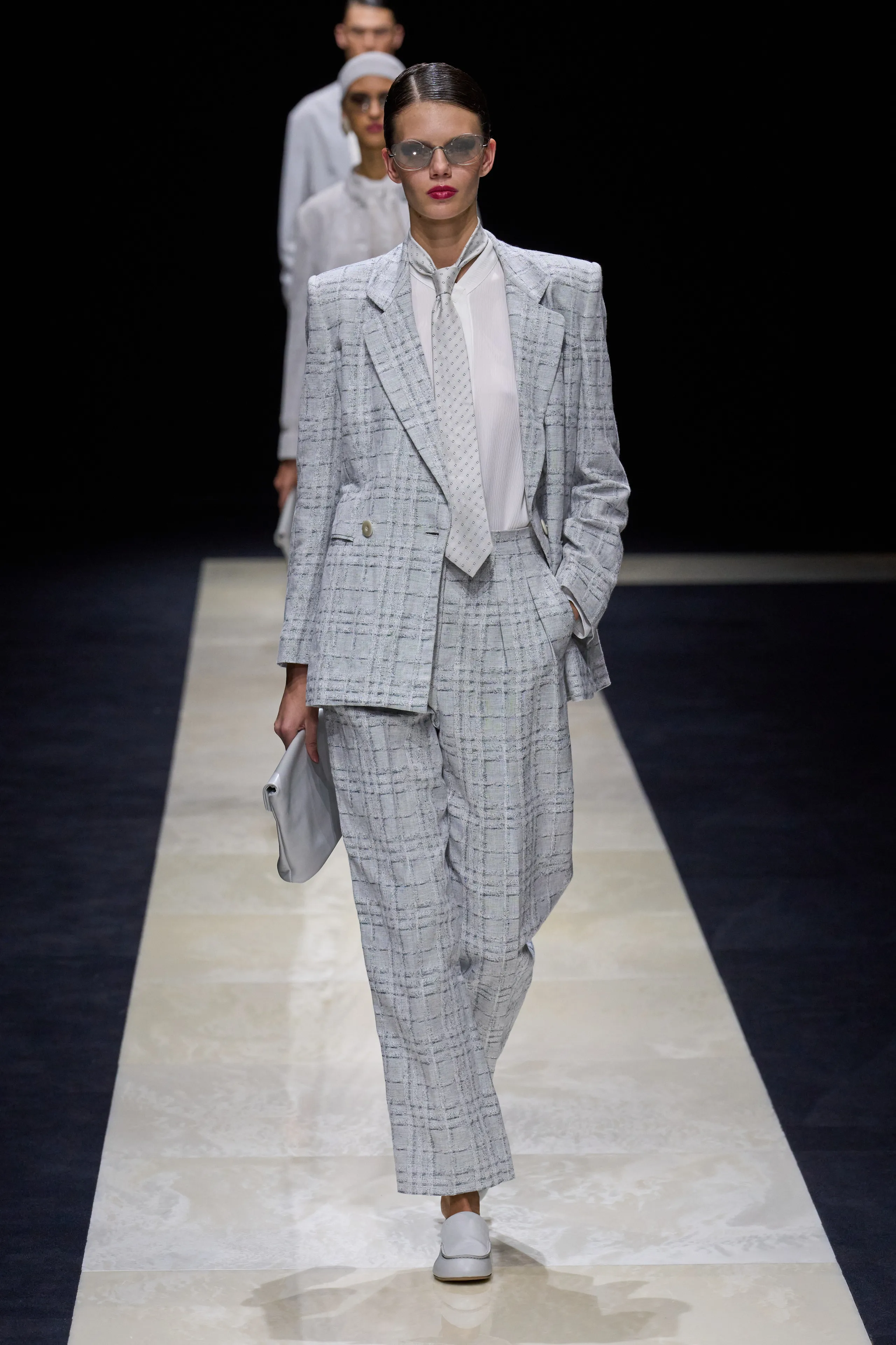 Look 04