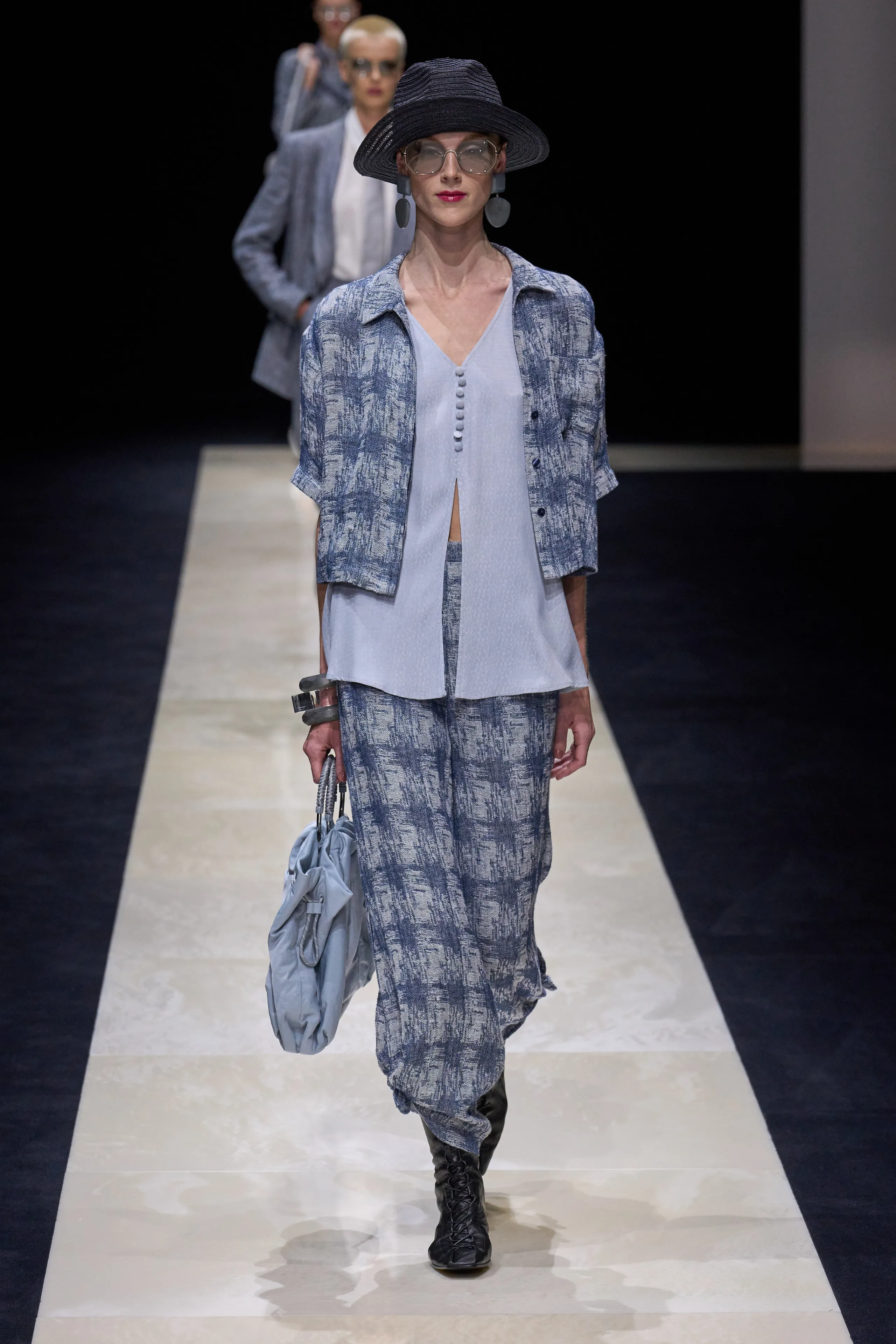 Look 08