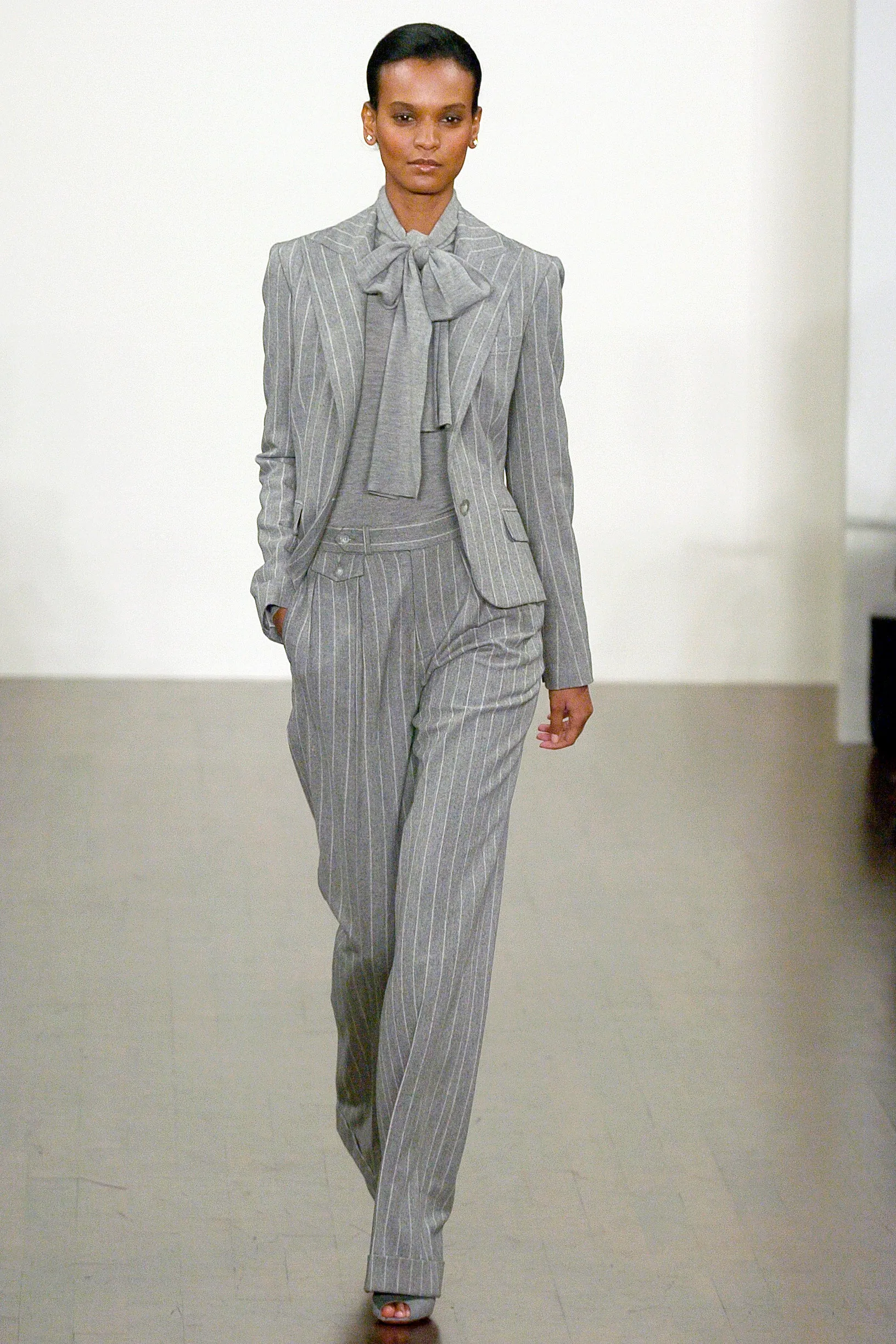 Ralph Lauren Fall 2005 Ready-to-Wear Look 01