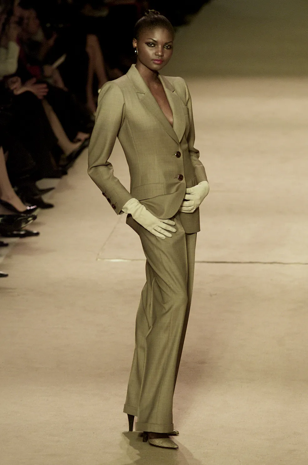 Look 12