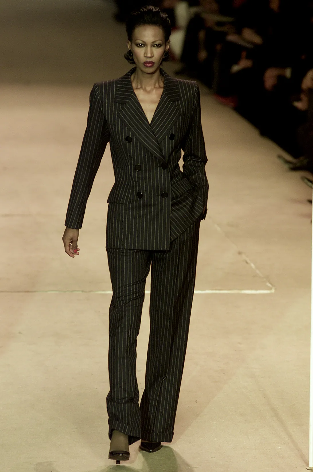 Look 13