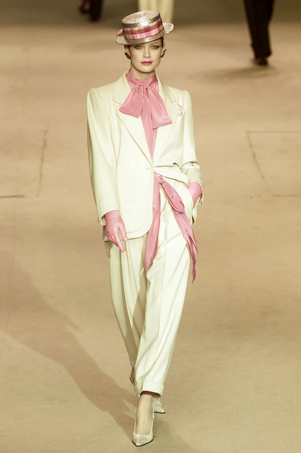 Look 14