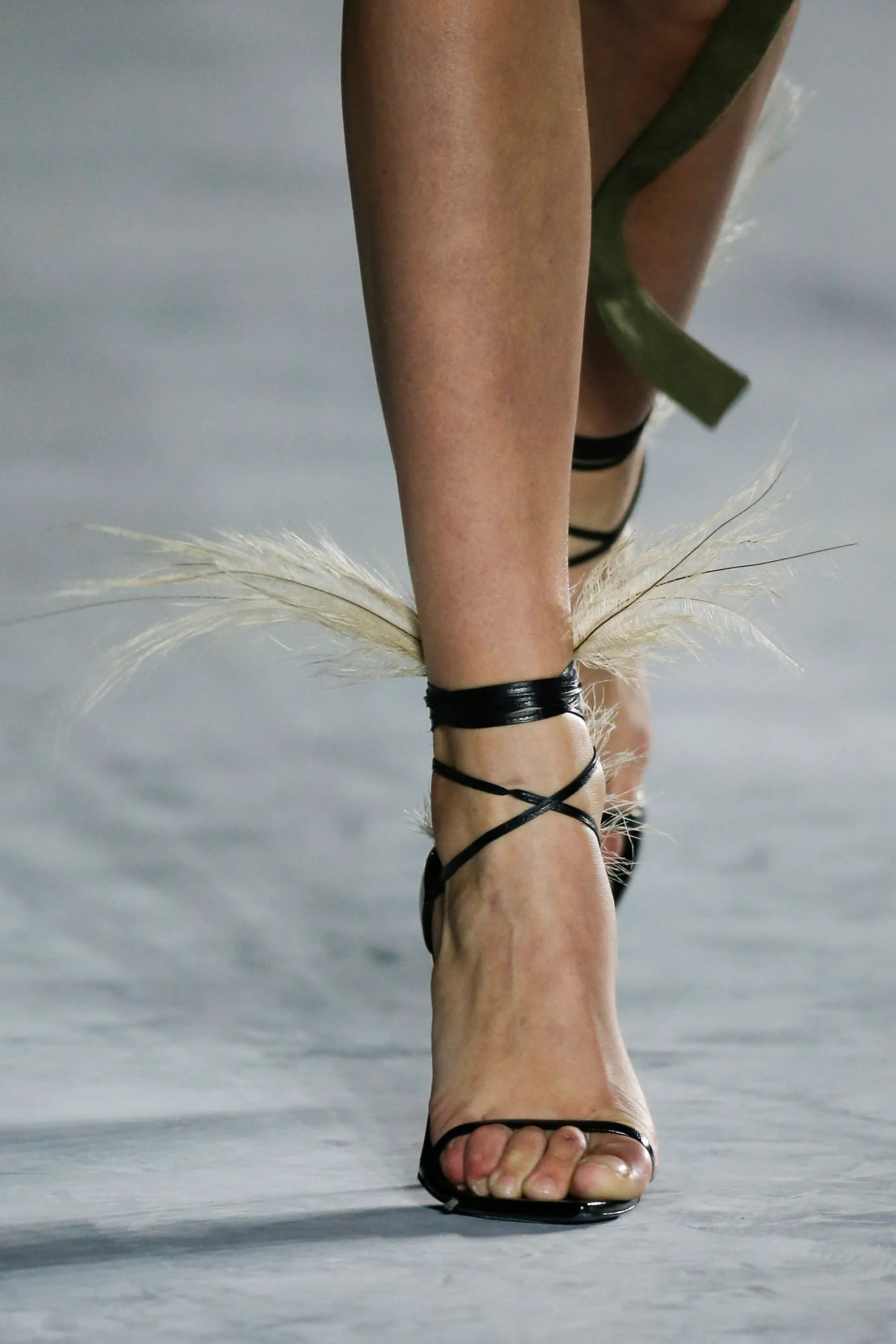 Look 03