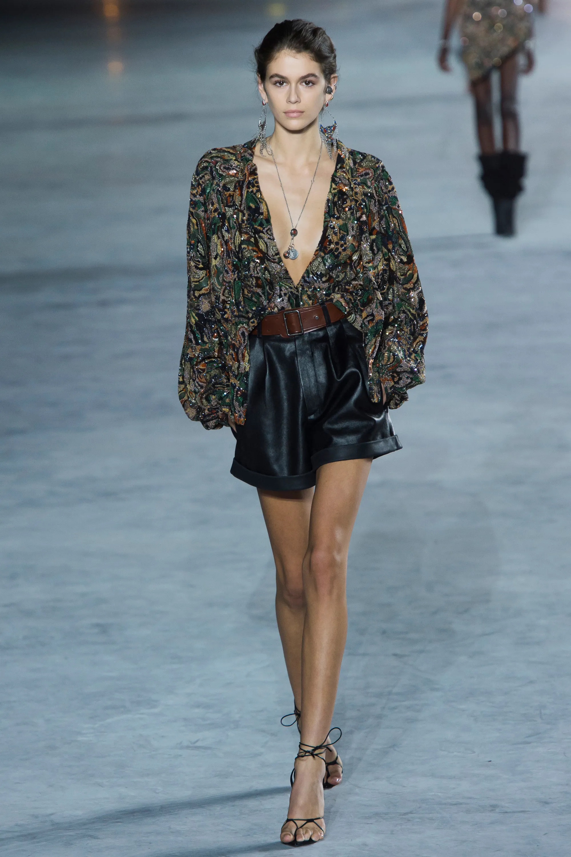 Look 12