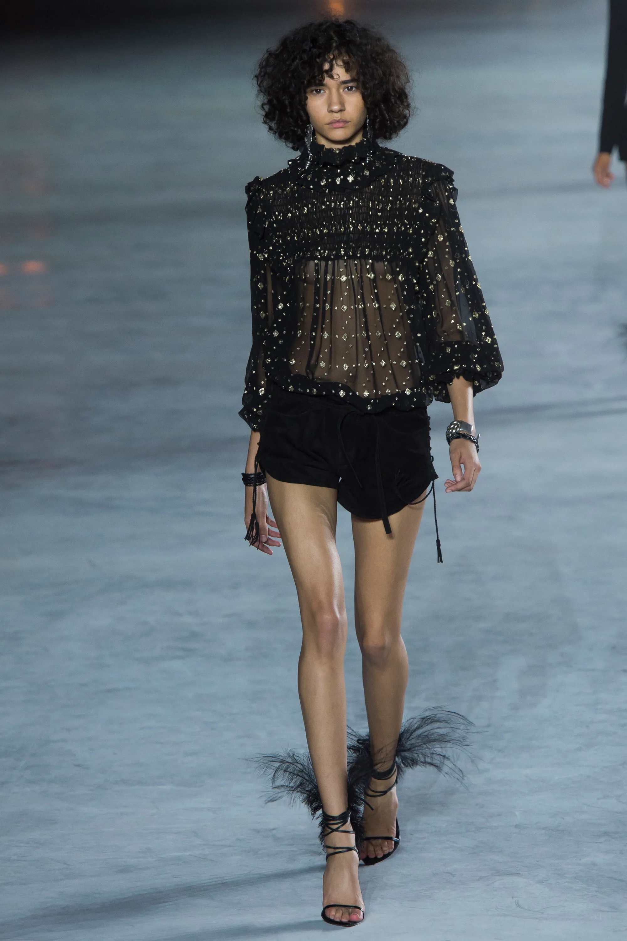 Look 13