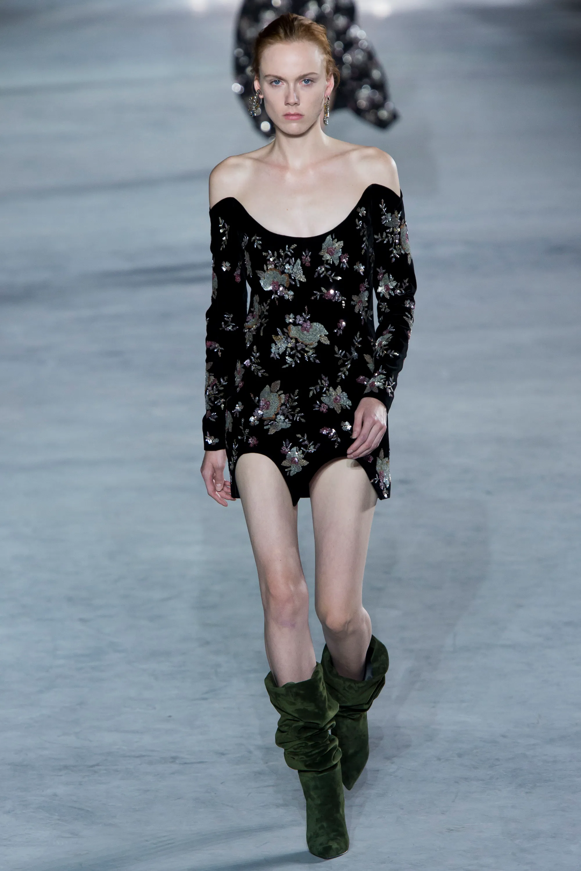 Look 19