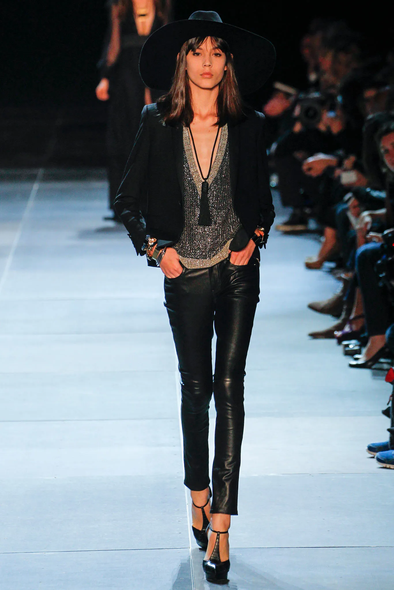 Look 05