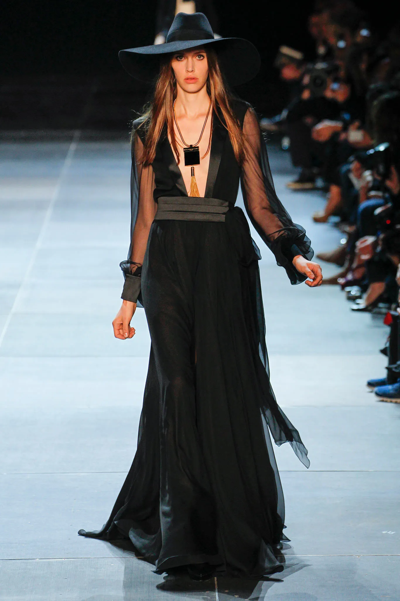 Look 06