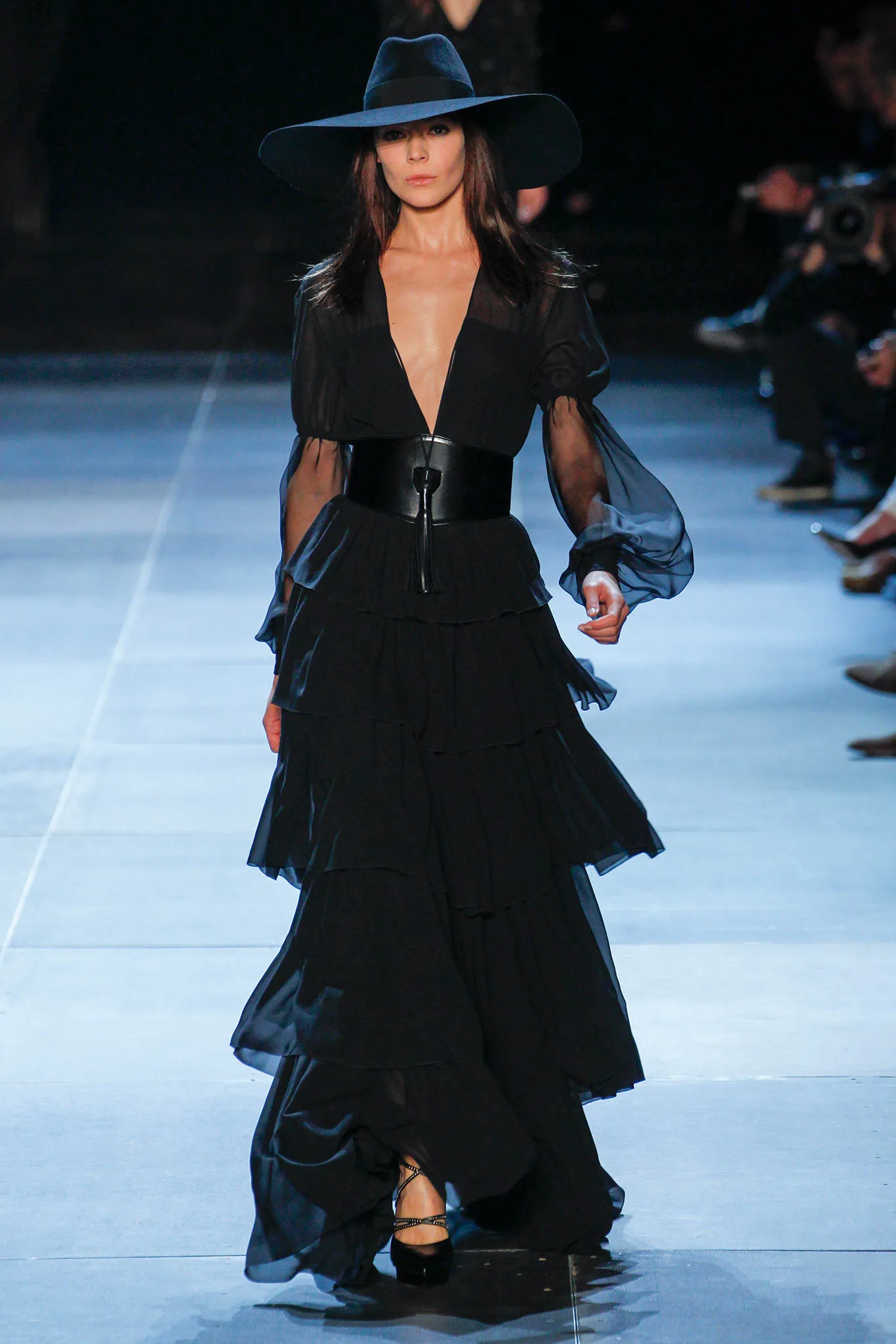Look 24