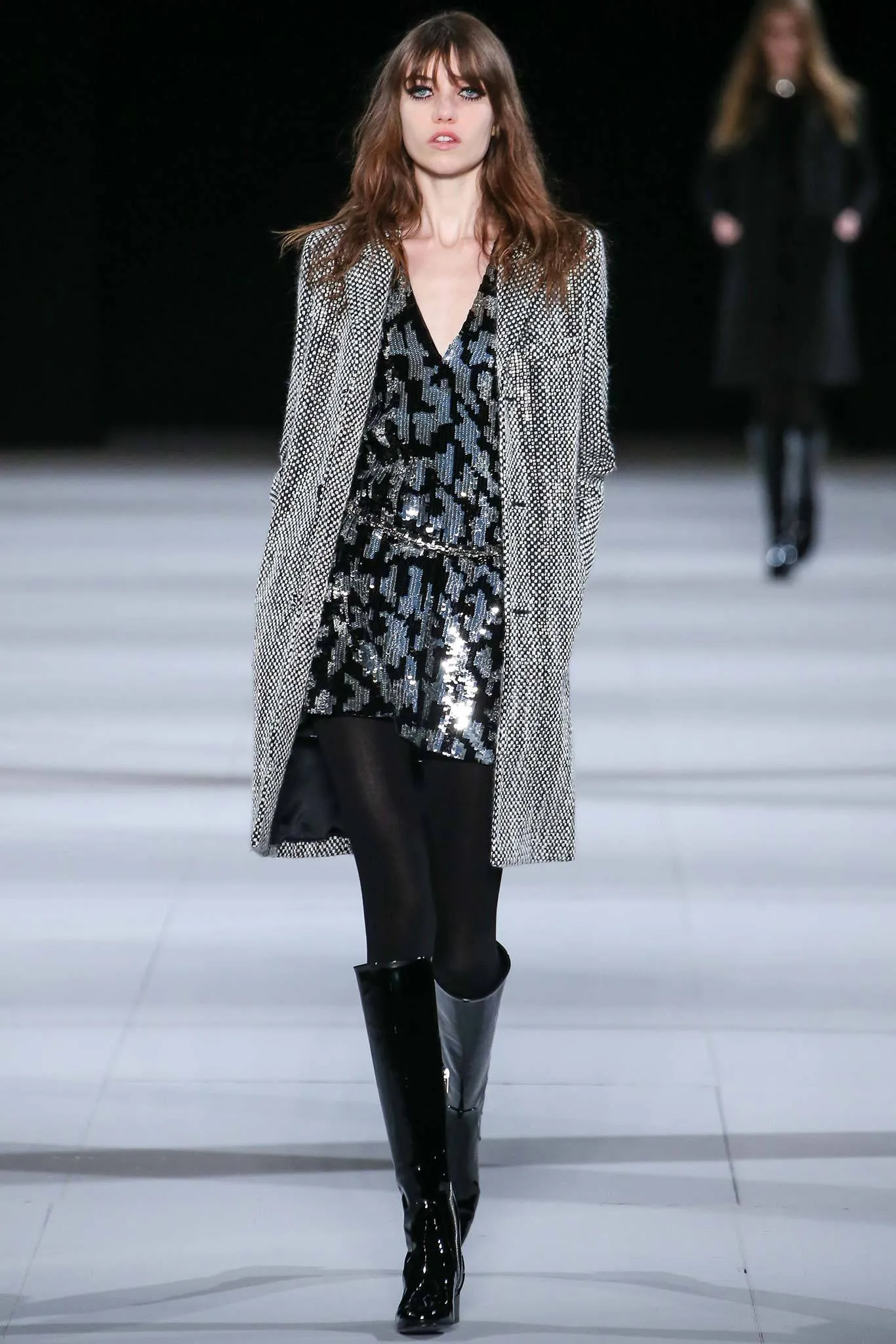 Look 03