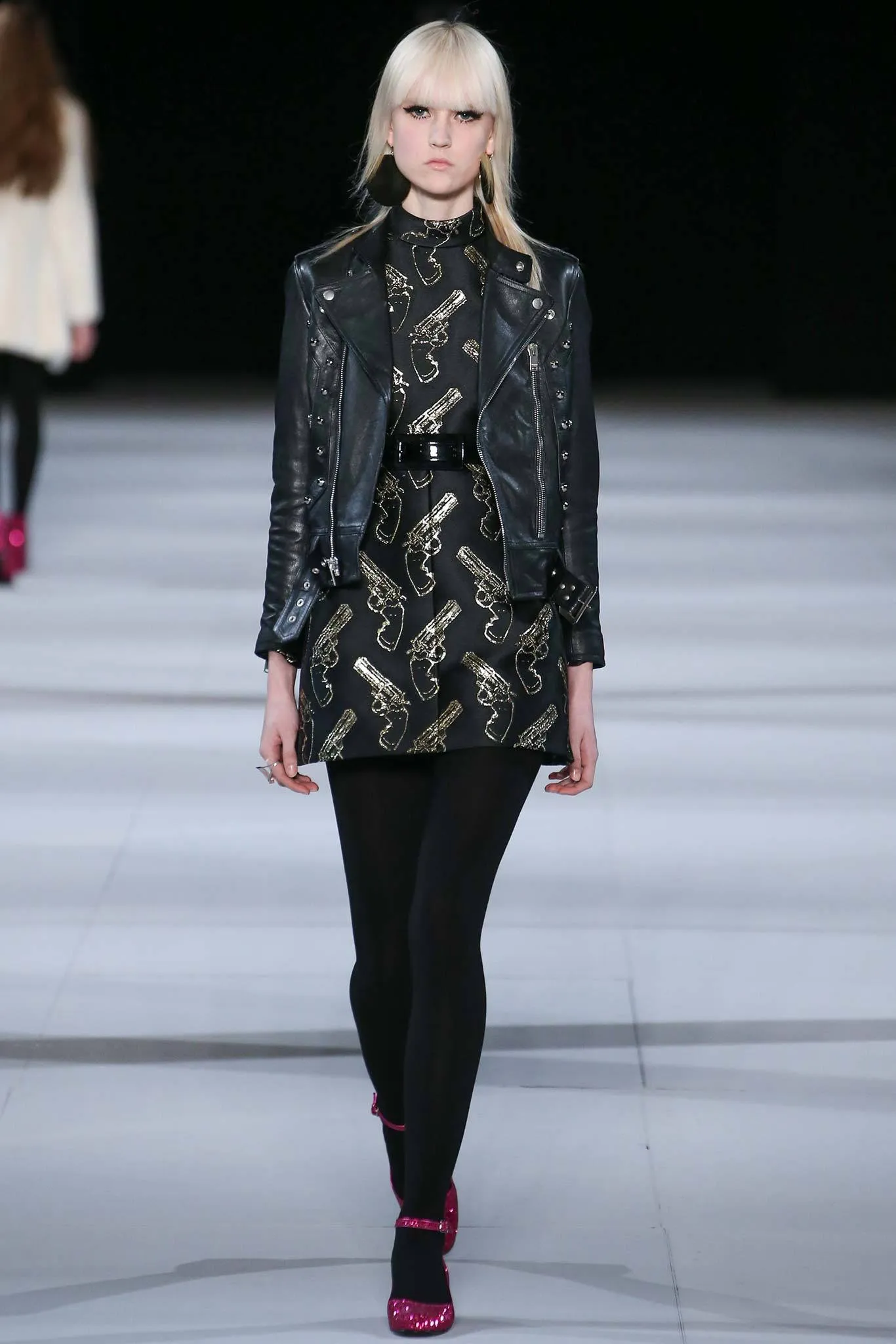 Look 12