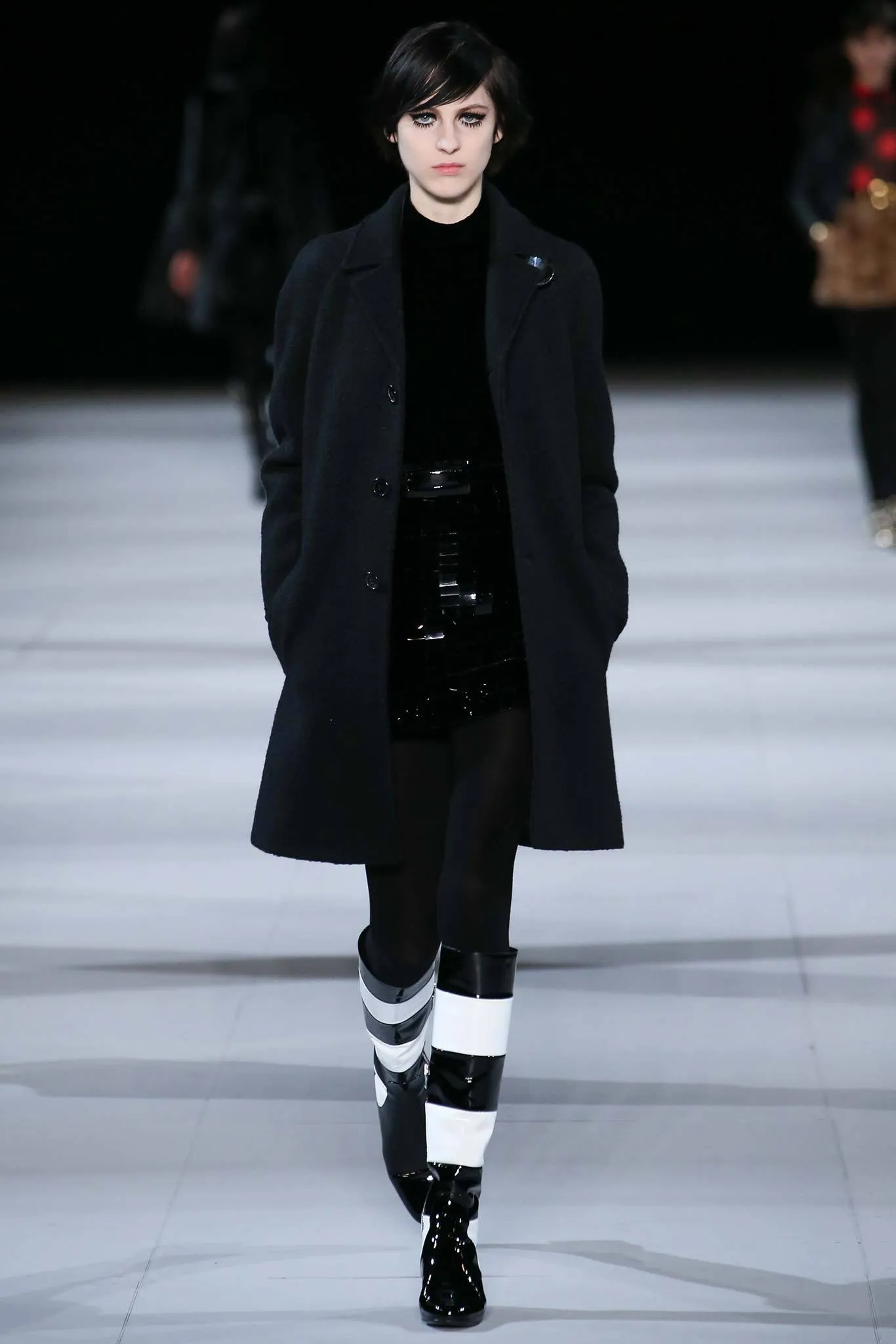 Look 15