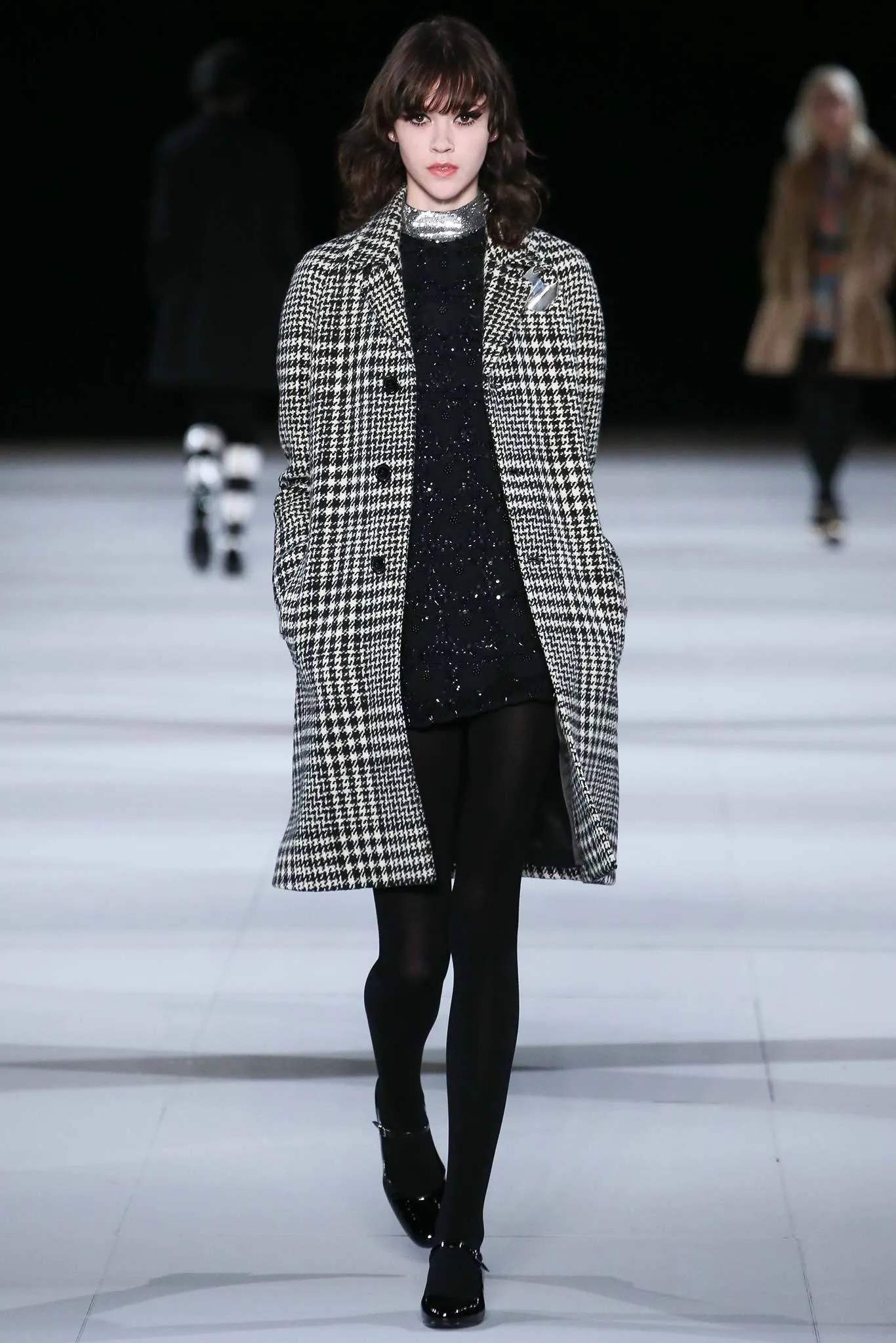 Look 17