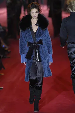 Look 15