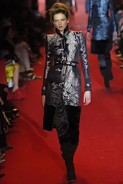 Look 17