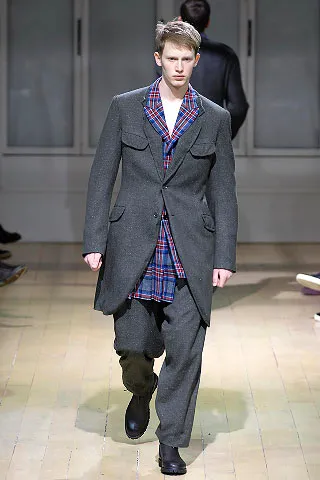 Look 03