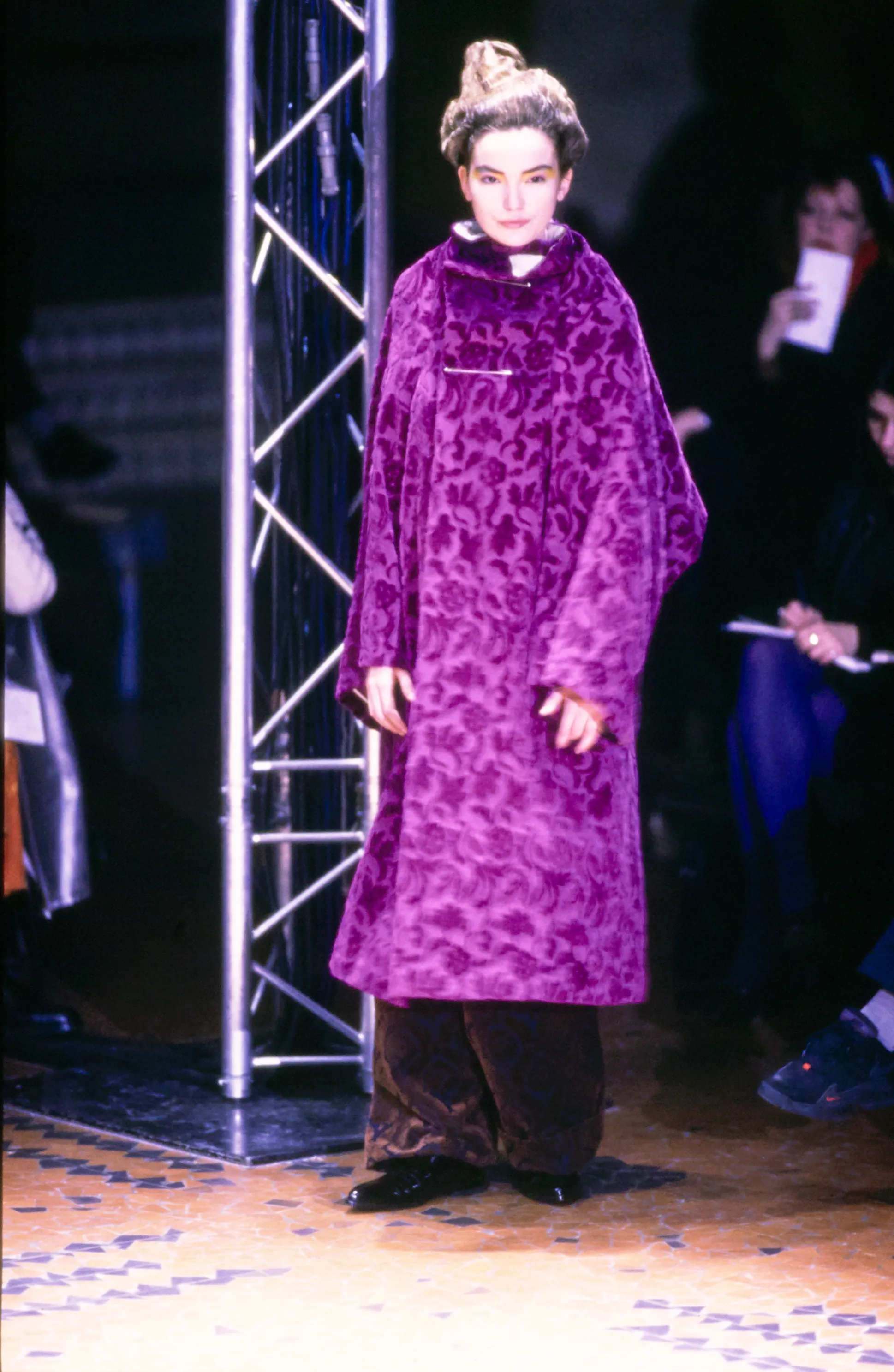 Look 16
