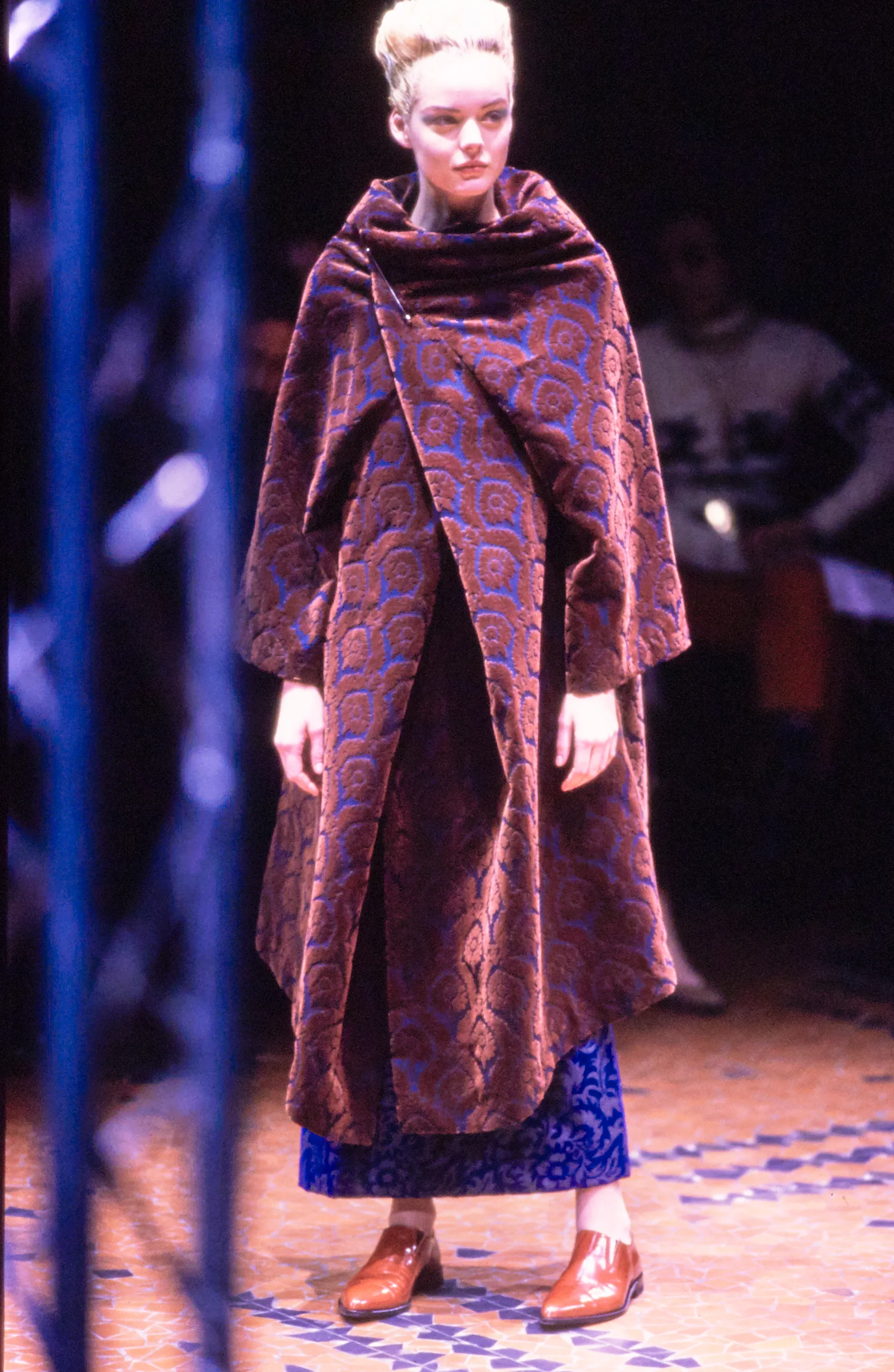Look 19