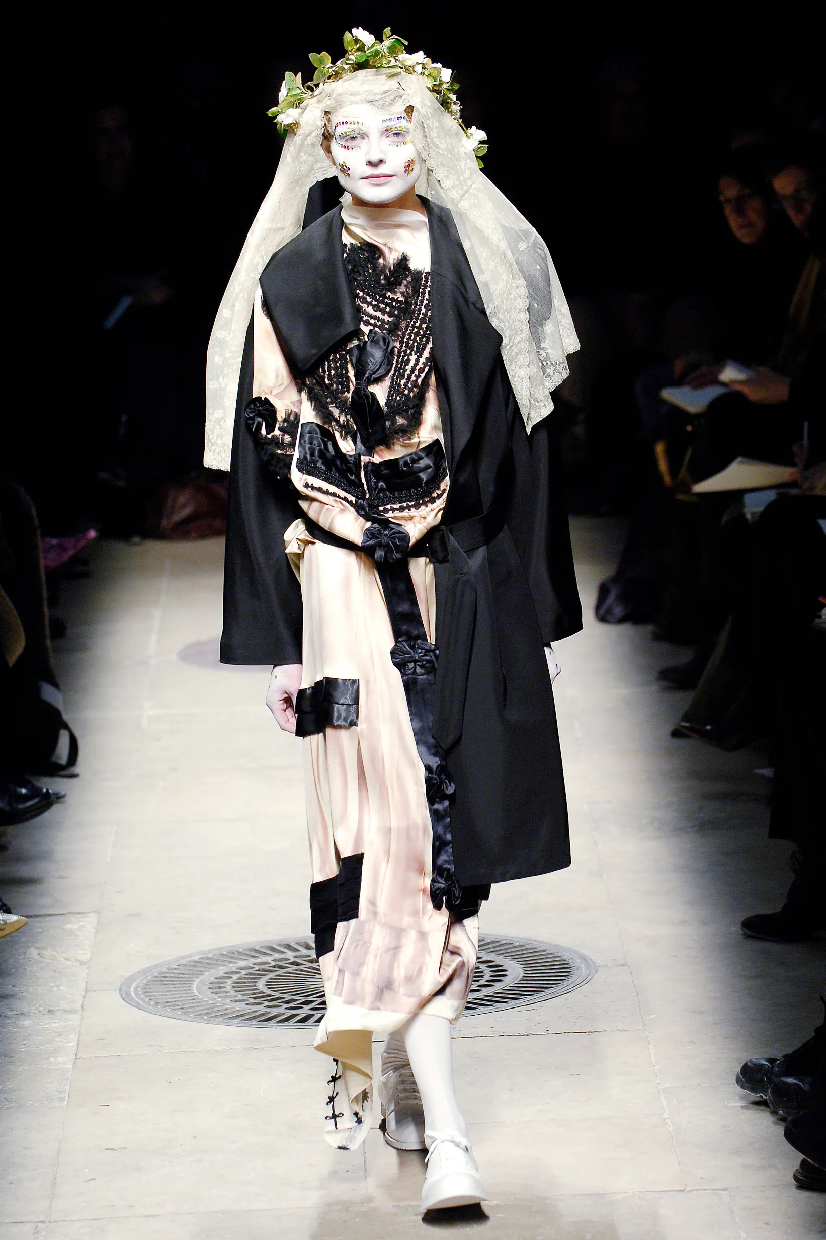 Look 18