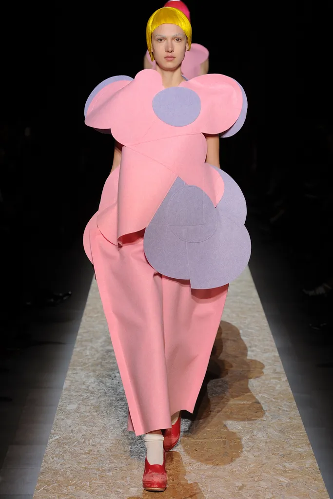 Look 30