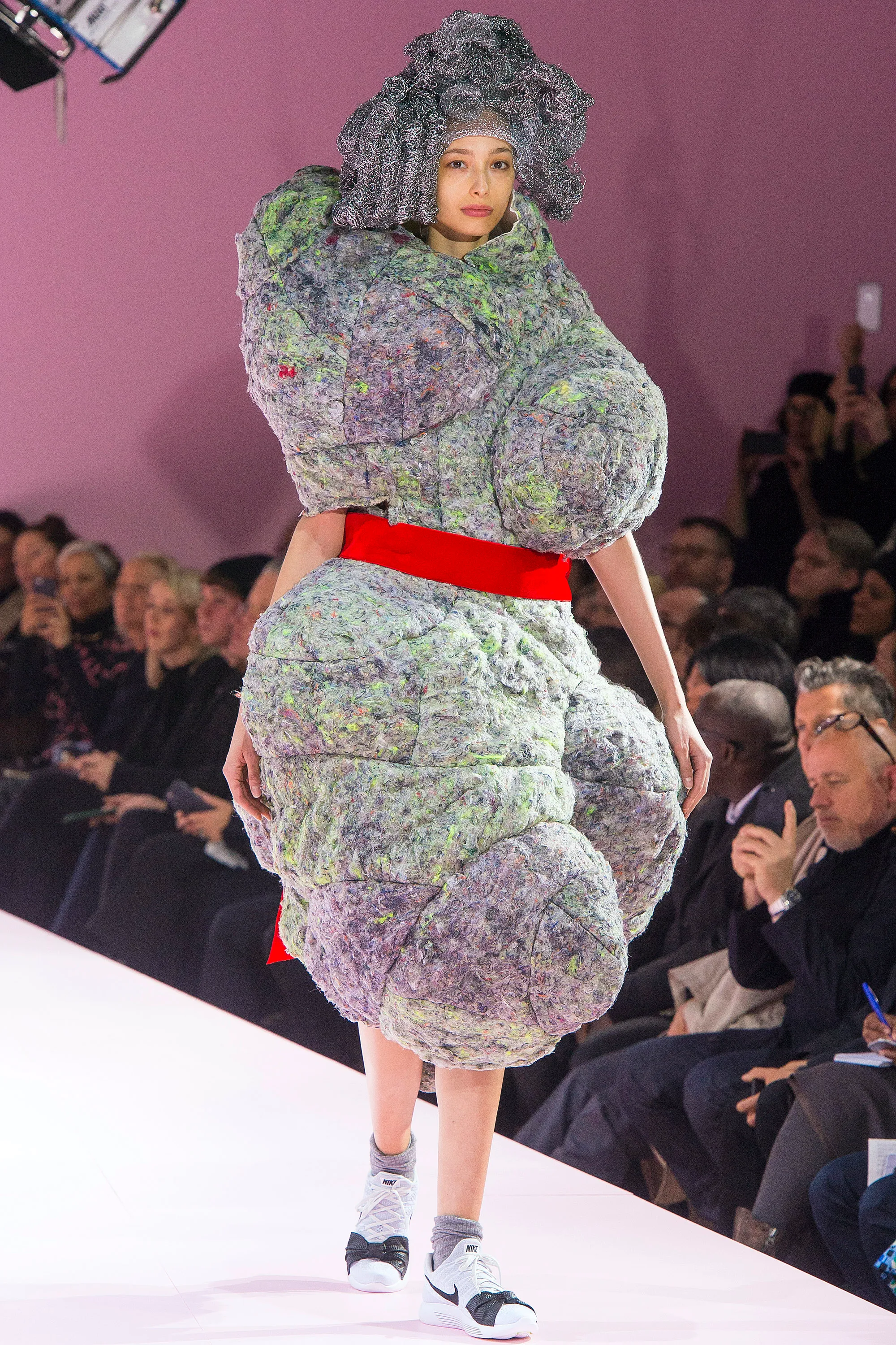 Look 02