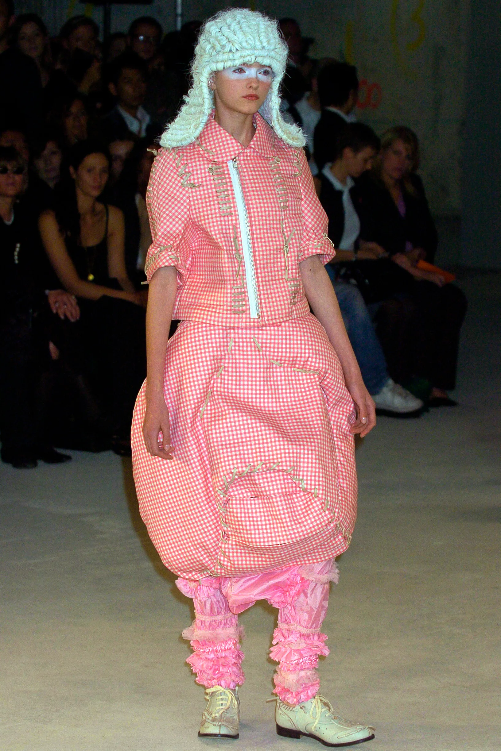 Look 14