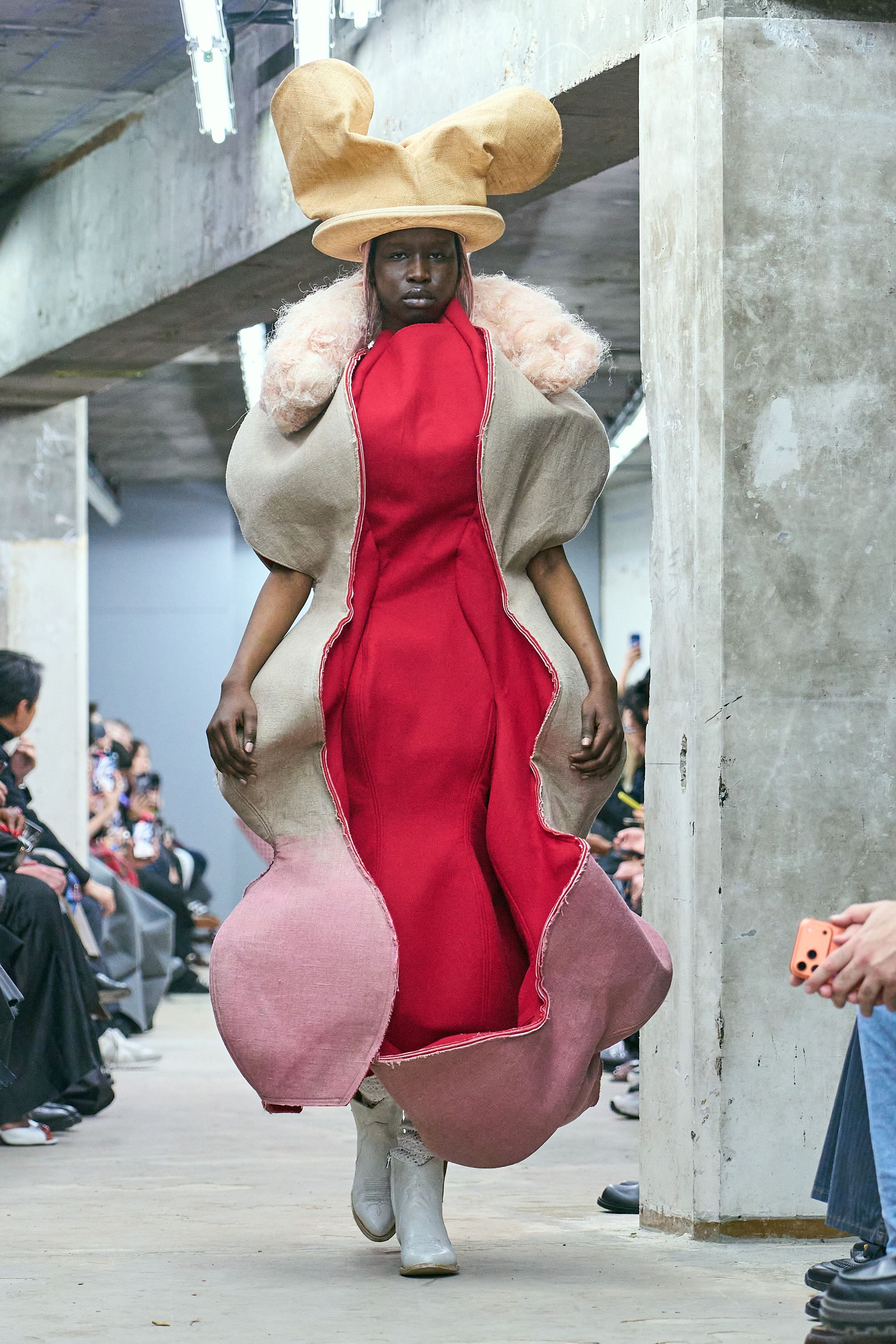 Look 14