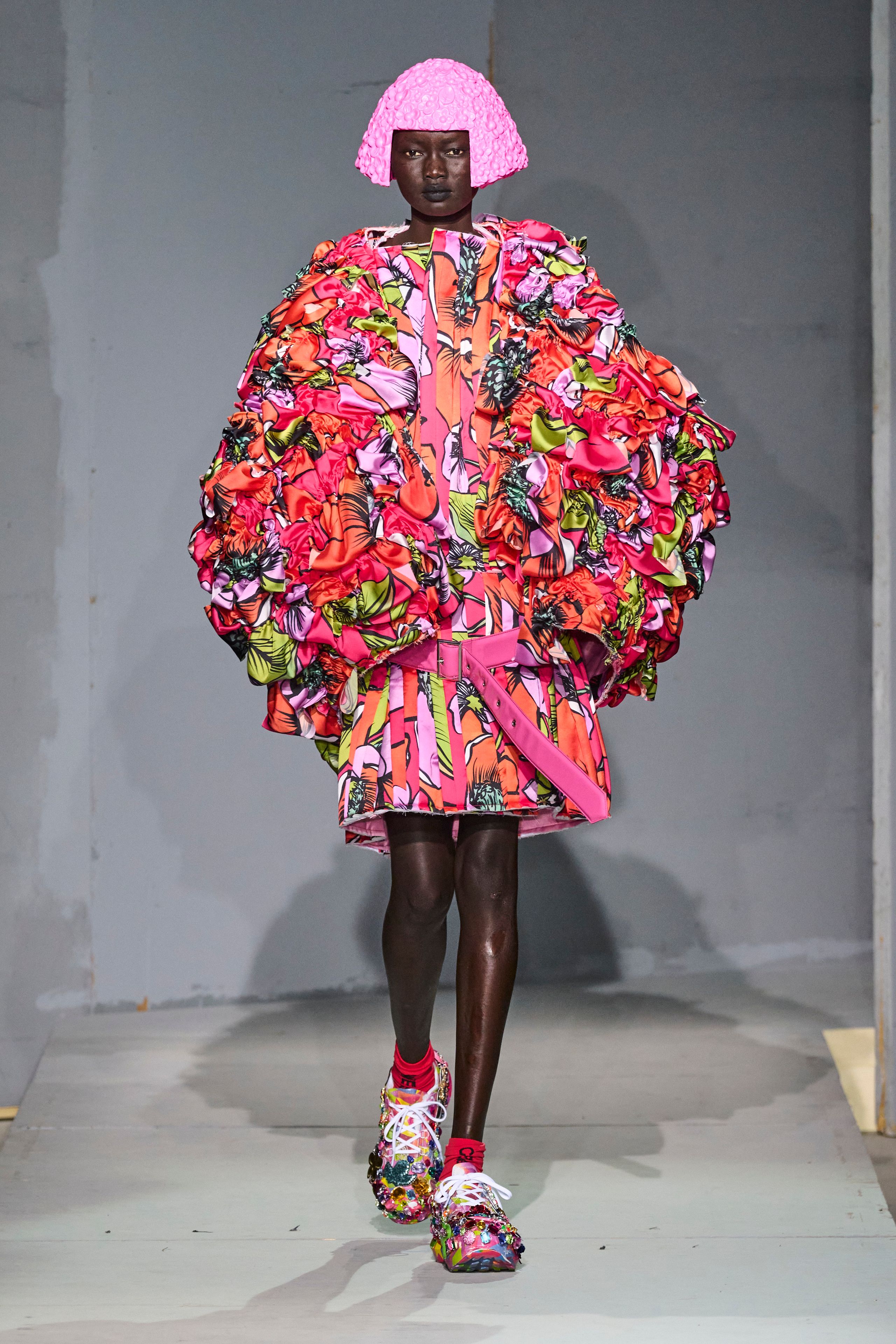 Look 18
